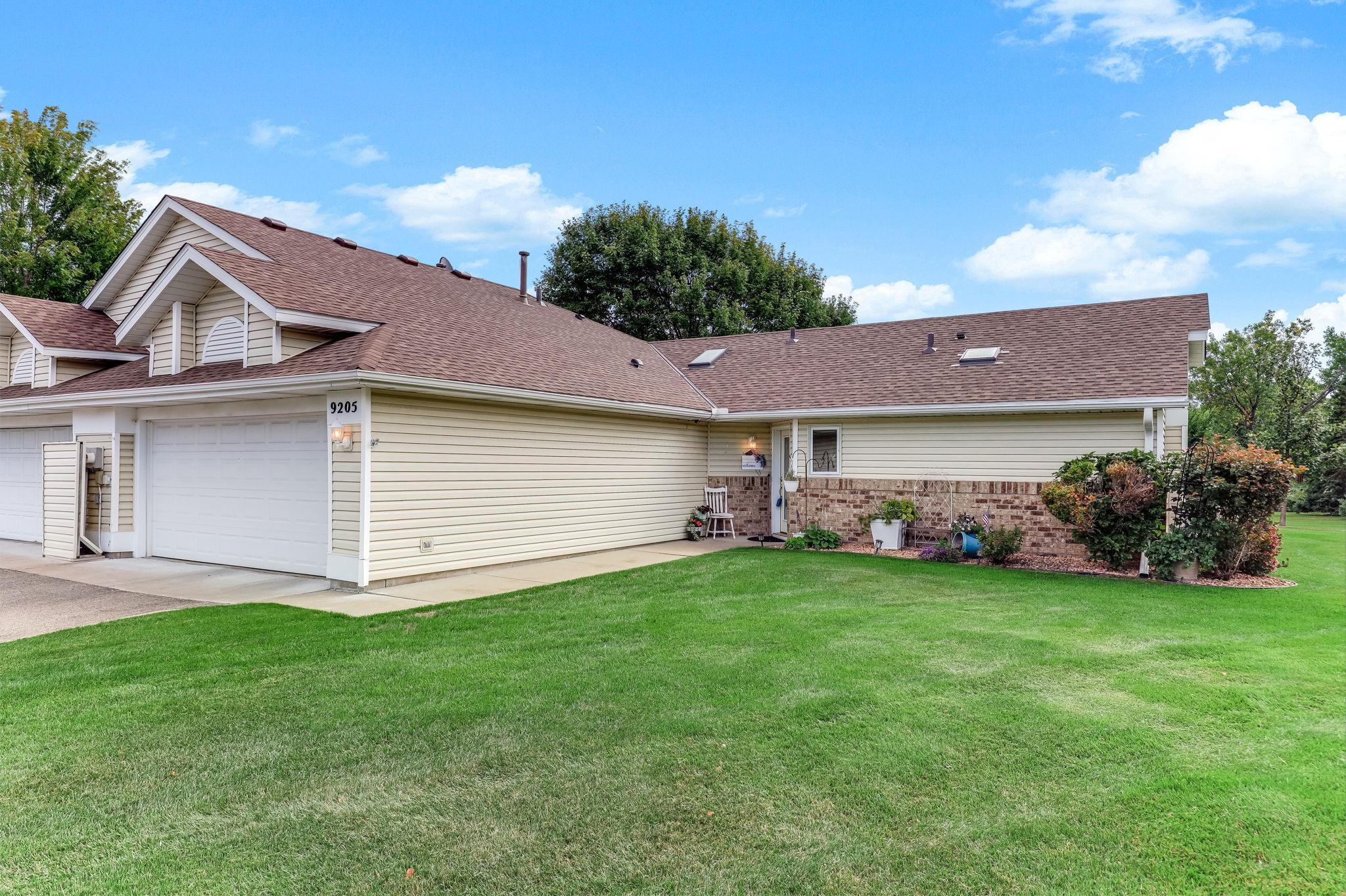 View of Residential at 9205 Yorkshire Lane, Brooklyn Park MN 55443, Brooklyn Park (2 of 31) - Mike Wilen | Minnesota Team Real Estate