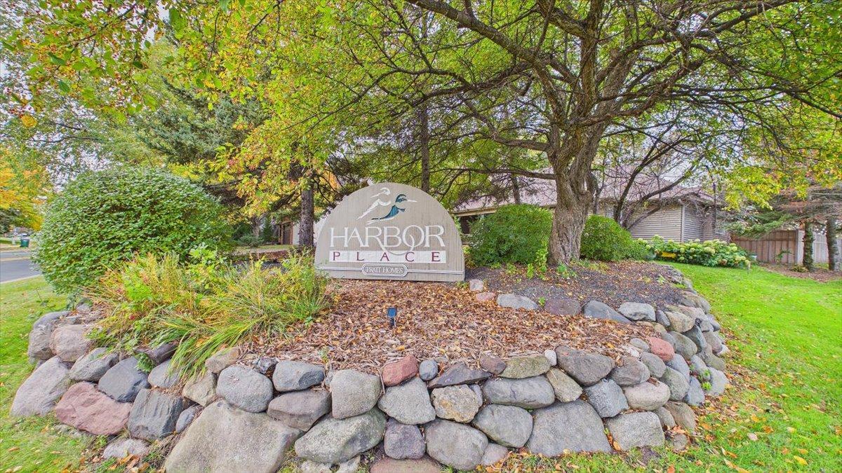 View of Residential at 4431 Snail Lake Boulevard, Shoreview MN 55126, Shoreview (17 of 92) - Mike Wilen | Minnesota Team Real Estate