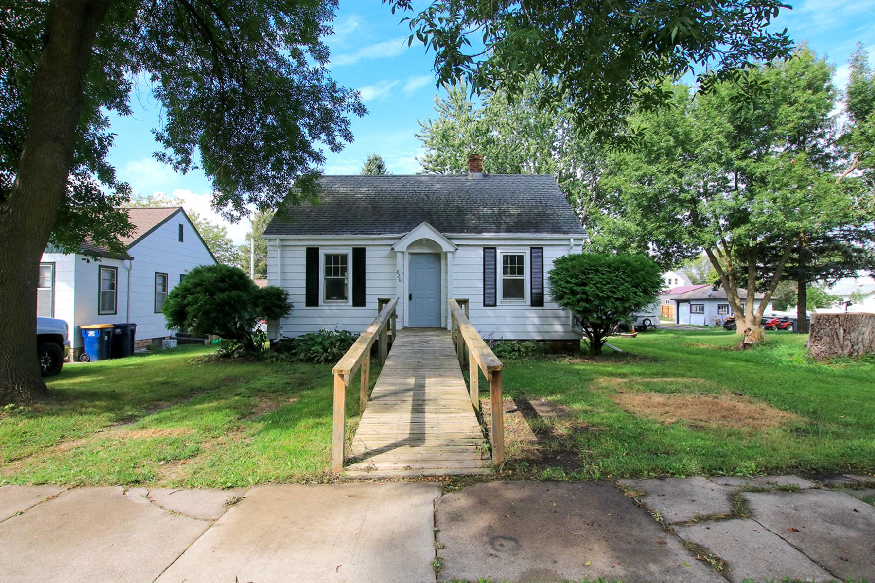 View of Residential at 826 Bradley Avenue, Gibbon MN 55335, Gibbon (15 of 18) - Mike Wilen | Minnesota Team Real Estate
