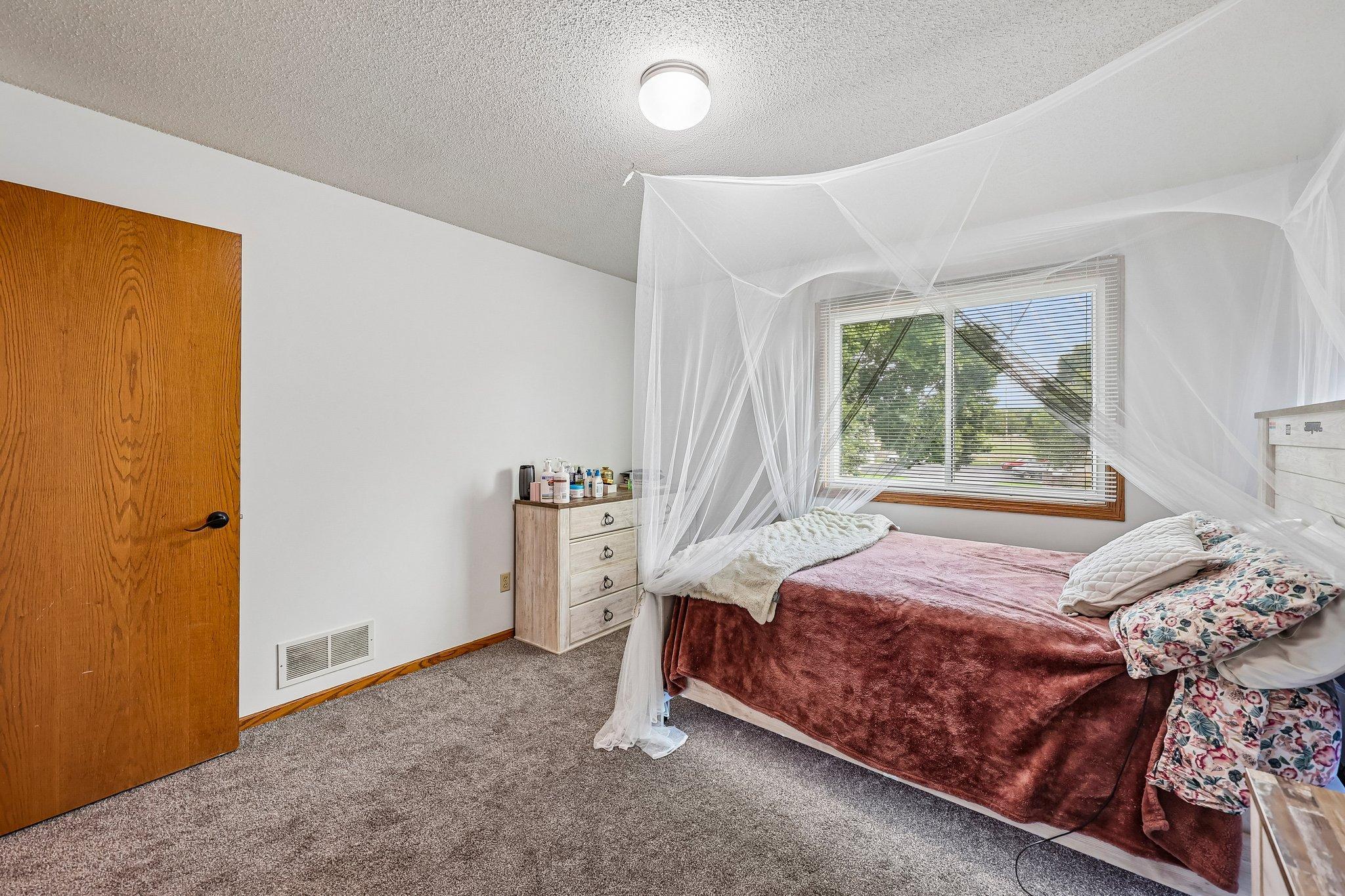 View of Residential at 8420 Pond Trail, Champlin MN 55316, Champlin (22 of 29) - Mike Wilen | Minnesota Team Real Estate