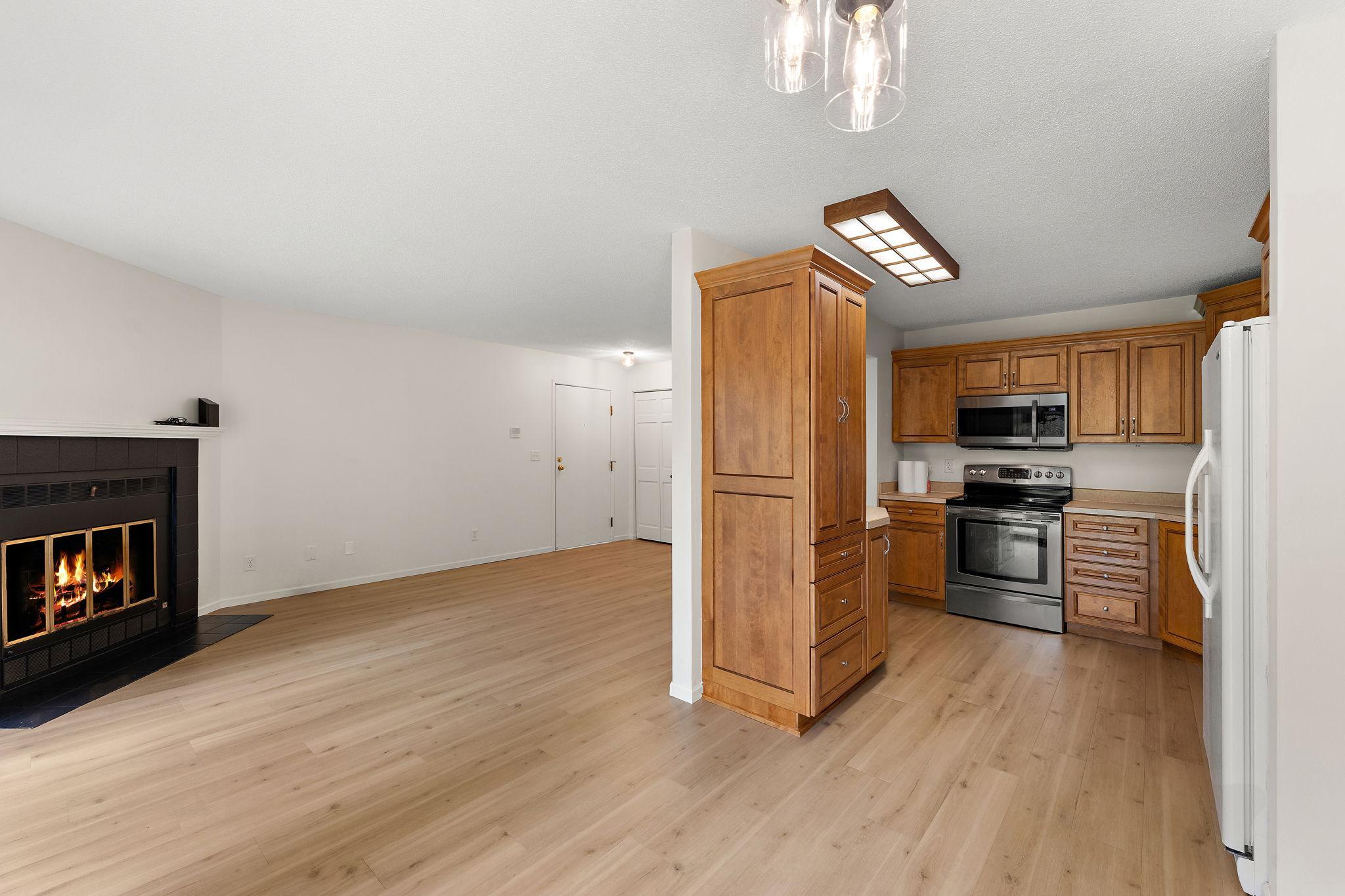 View of Residential at 14349 Fairway Drive, Eden Prairie MN 55344, Eden Prairie (7 of 22) - Mike Wilen | Minnesota Team Real Estate