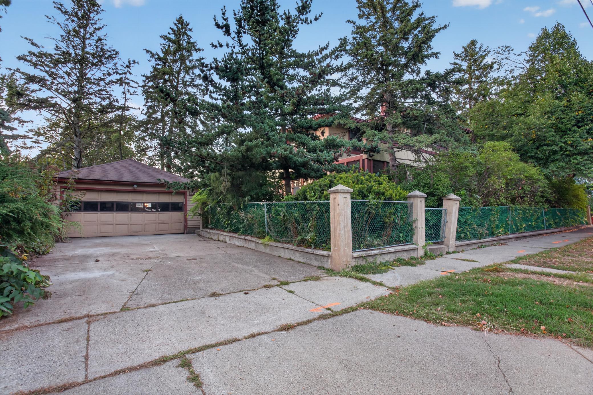 View of Residential at 121 Maria Avenue, Saint Paul MN 55106, Saint Paul (23 of 29) - Mike Wilen | Minnesota Team Real Estate