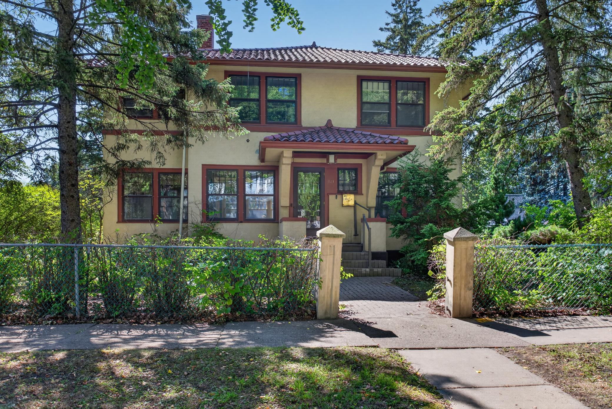 View of Single Family at 121 Maria Avenue, Saint Paul - Mike Wilen | Minnesota Team Real Estate