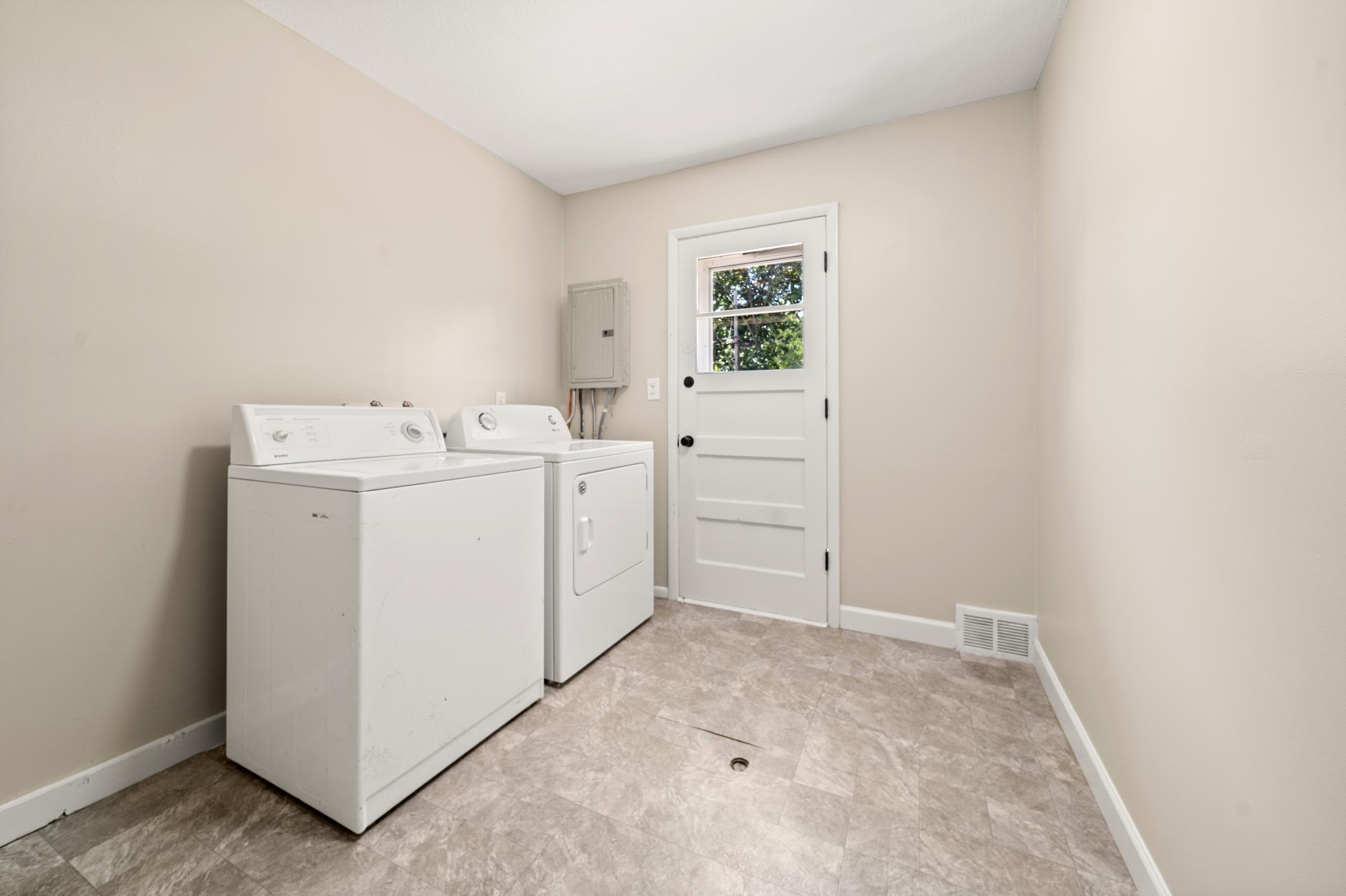 View of Residential at 6809 Dudley Avenue, Crystal MN 55428, Crystal (15 of 31) - Mike Wilen | Minnesota Team Real Estate