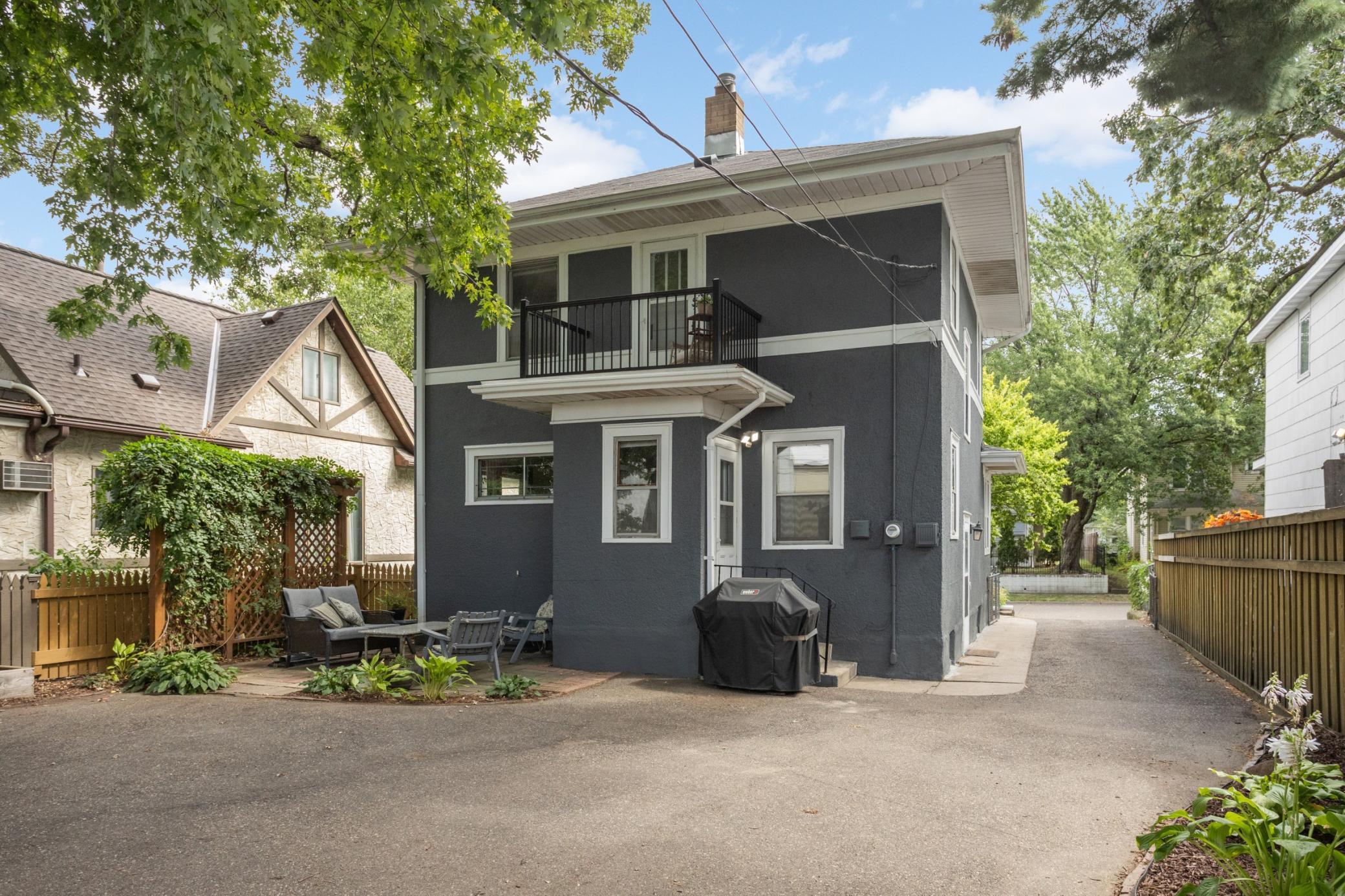 View of Residential at 877 Howell Street, Saint Paul MN 55104, Saint Paul (27 of 28) - Mike Wilen | Minnesota Team Real Estate