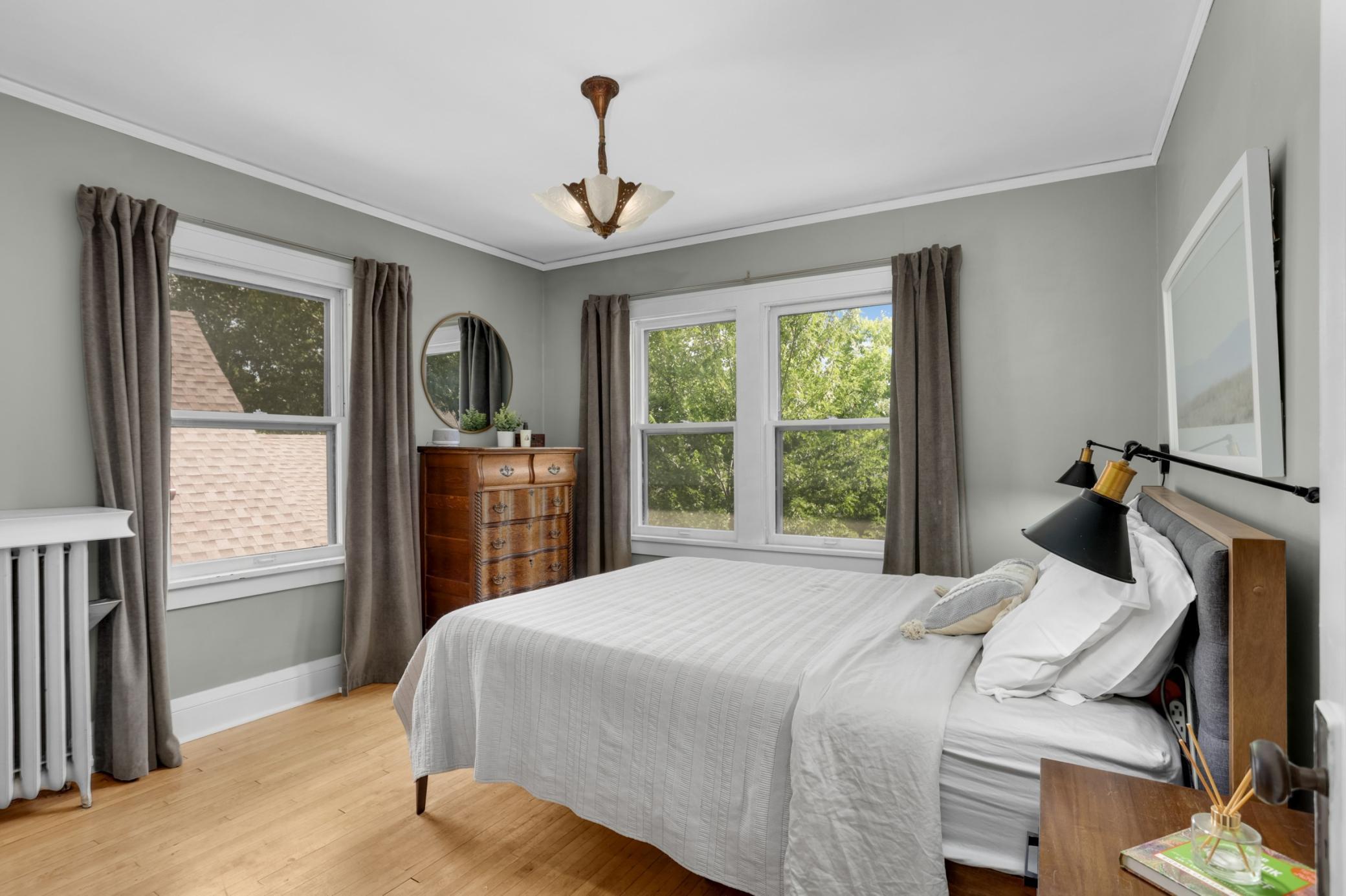 View of Residential at 877 Howell Street, Saint Paul MN 55104, Saint Paul (12 of 28) - Mike Wilen | Minnesota Team Real Estate