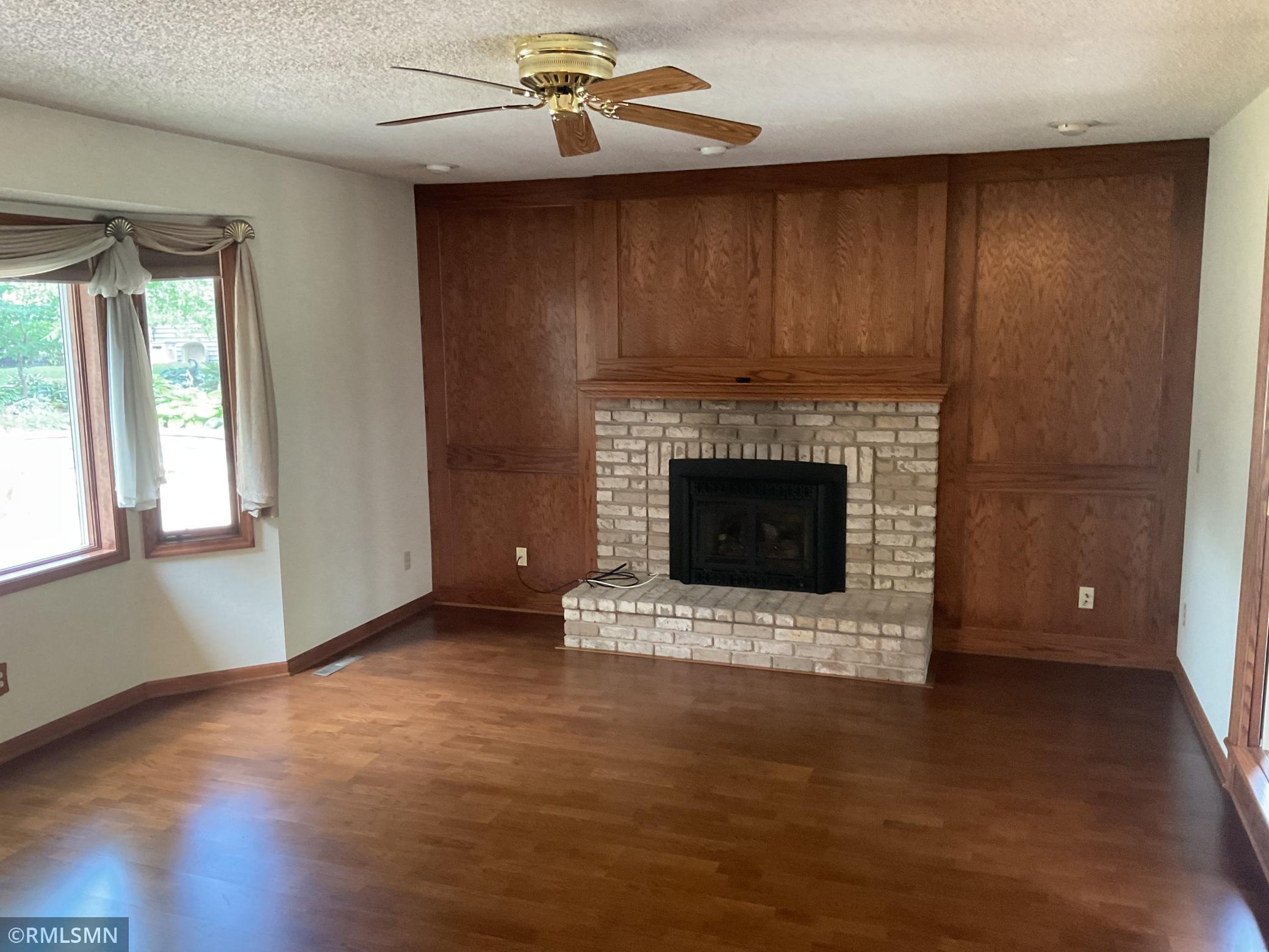 View of Residential at 2139 14th Avenue, North Saint Paul MN 55109, North Saint Paul (12 of 26) - Mike Wilen | Minnesota Team Real Estate