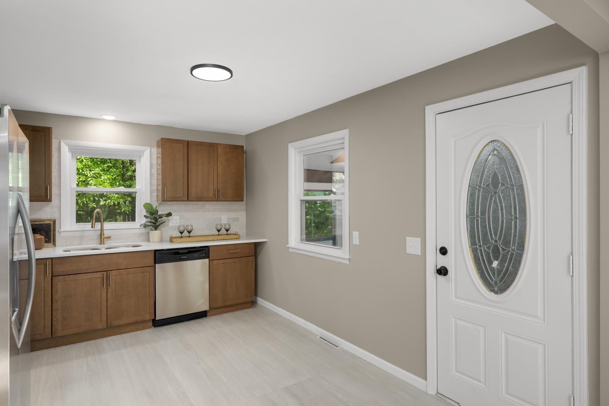 View of Residential at 803 Birch Street, Anoka MN 55303, Anoka (11 of 28) - Mike Wilen | Minnesota Team Real Estate