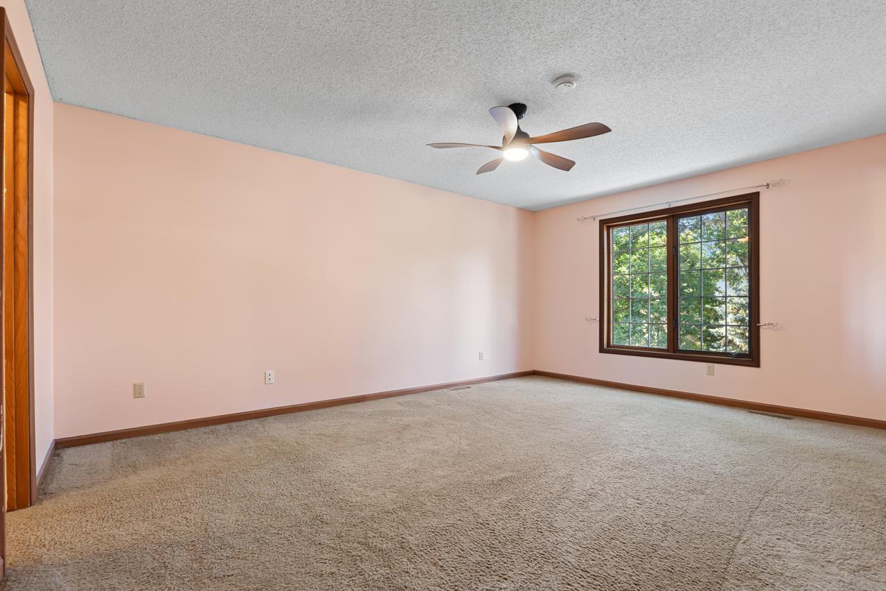 View of Residential at 8818 Belvedere Drive, Eden Prairie MN 55347, Eden Prairie (22 of 43) - Mike Wilen | Minnesota Team Real Estate