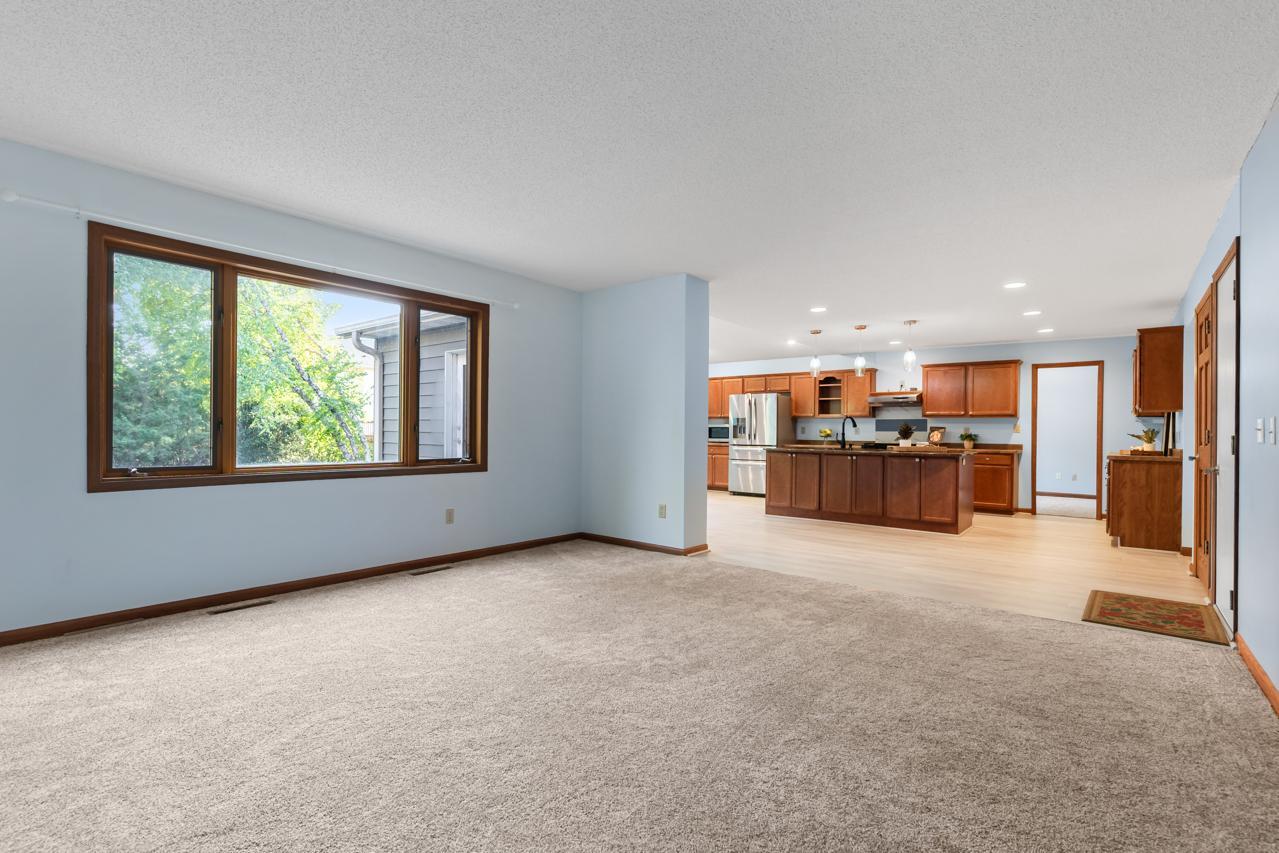 View of Residential at 8818 Belvedere Drive, Eden Prairie MN 55347, Eden Prairie (12 of 43) - Mike Wilen | Minnesota Team Real Estate
