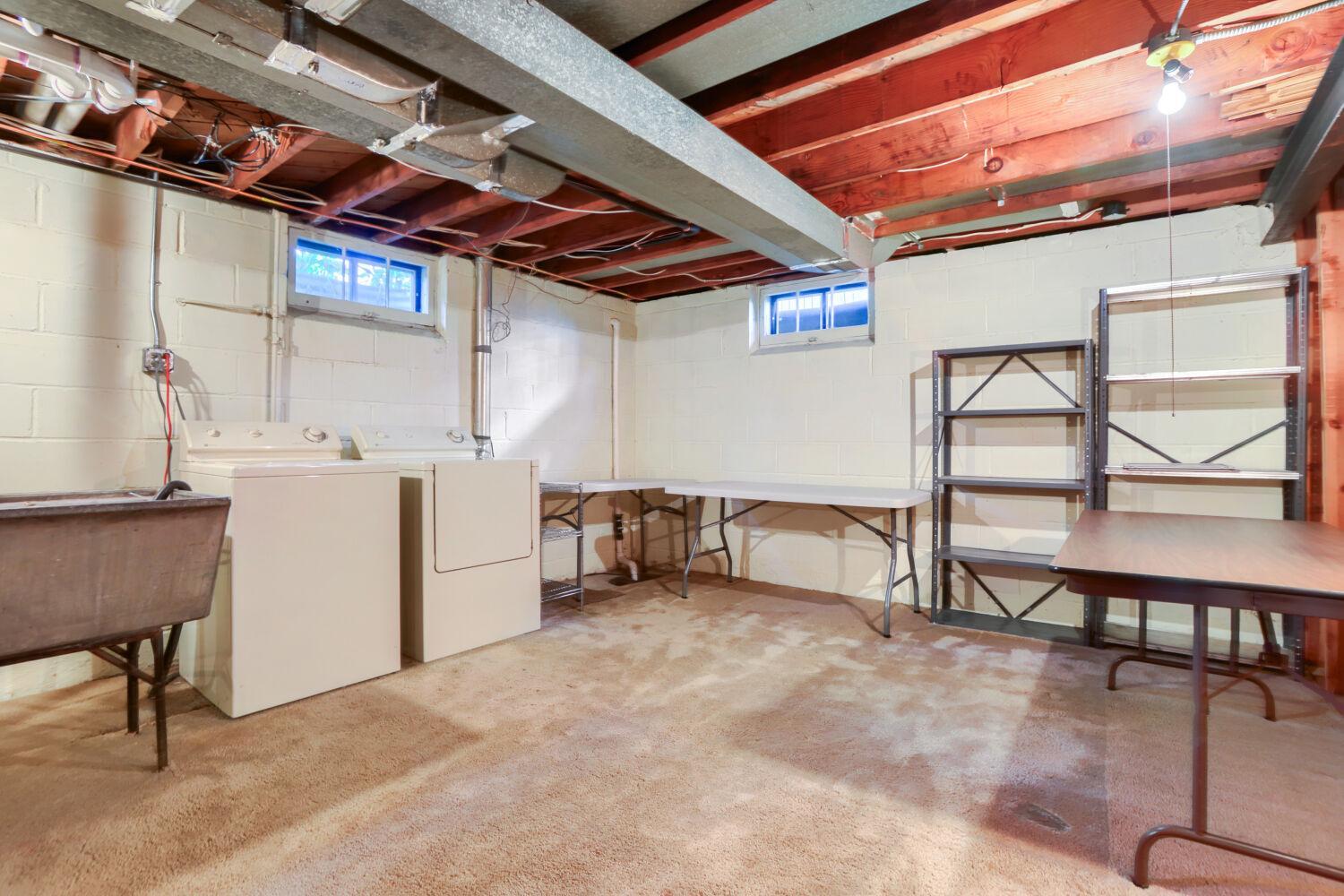 View of Residential at 1324 Buchanan Street, Minneapolis MN 55413, Minneapolis (33 of 40) - Mike Wilen | Minnesota Team Real Estate