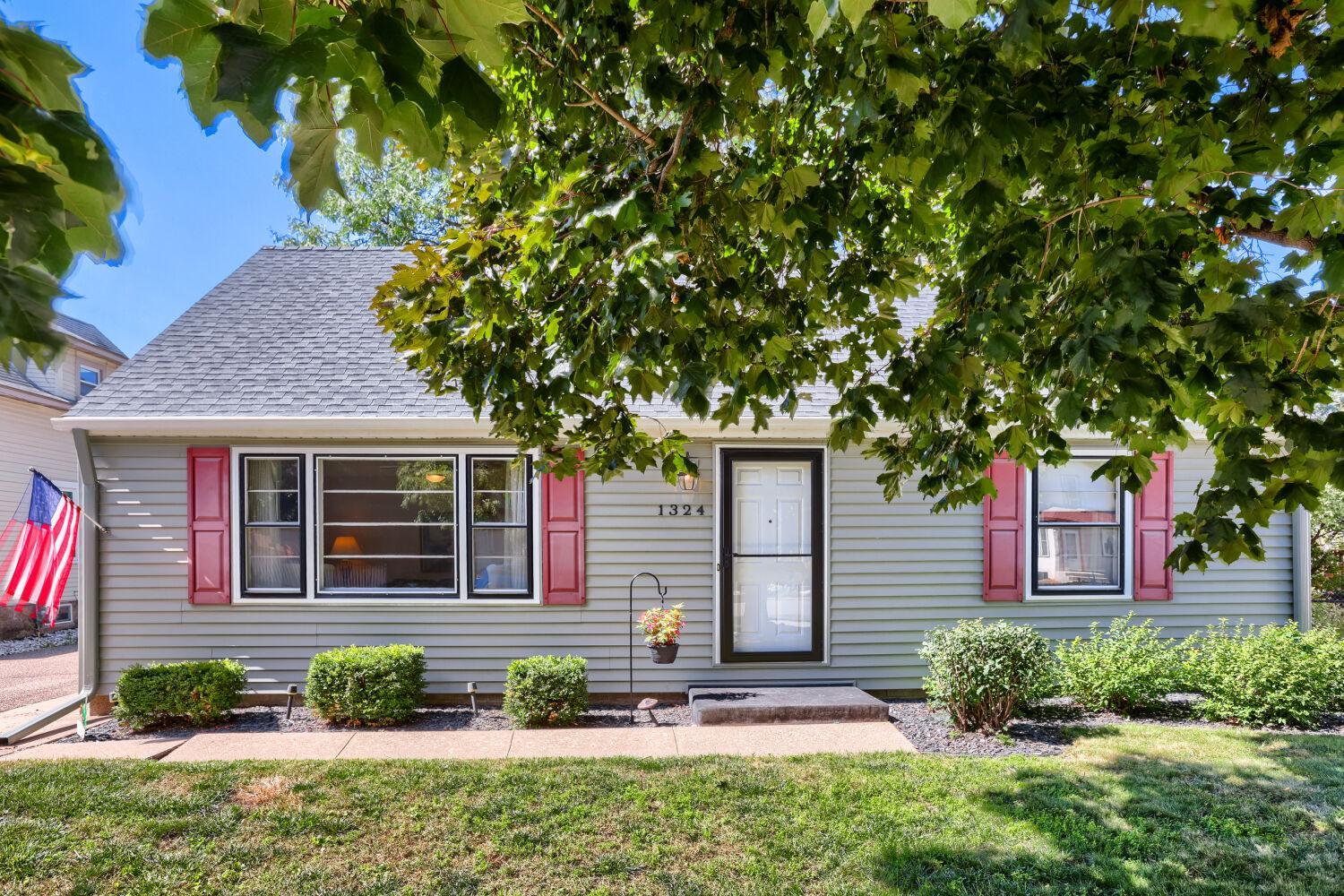 View of Residential at 1324 Buchanan Street, Minneapolis MN 55413, Minneapolis (5 of 40) - Mike Wilen | Minnesota Team Real Estate
