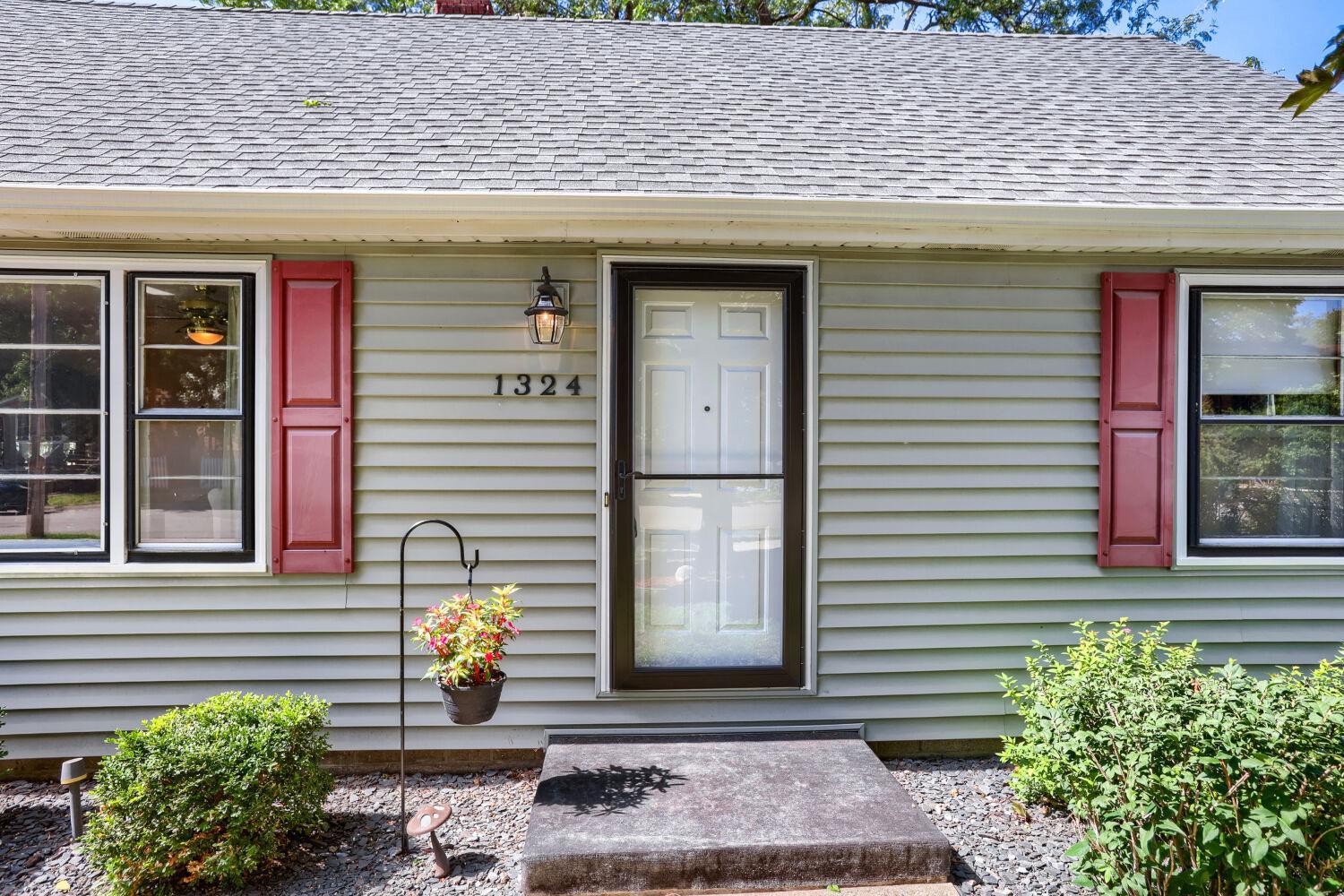 View of Residential at 1324 Buchanan Street, Minneapolis MN 55413, Minneapolis (4 of 40) - Mike Wilen | Minnesota Team Real Estate
