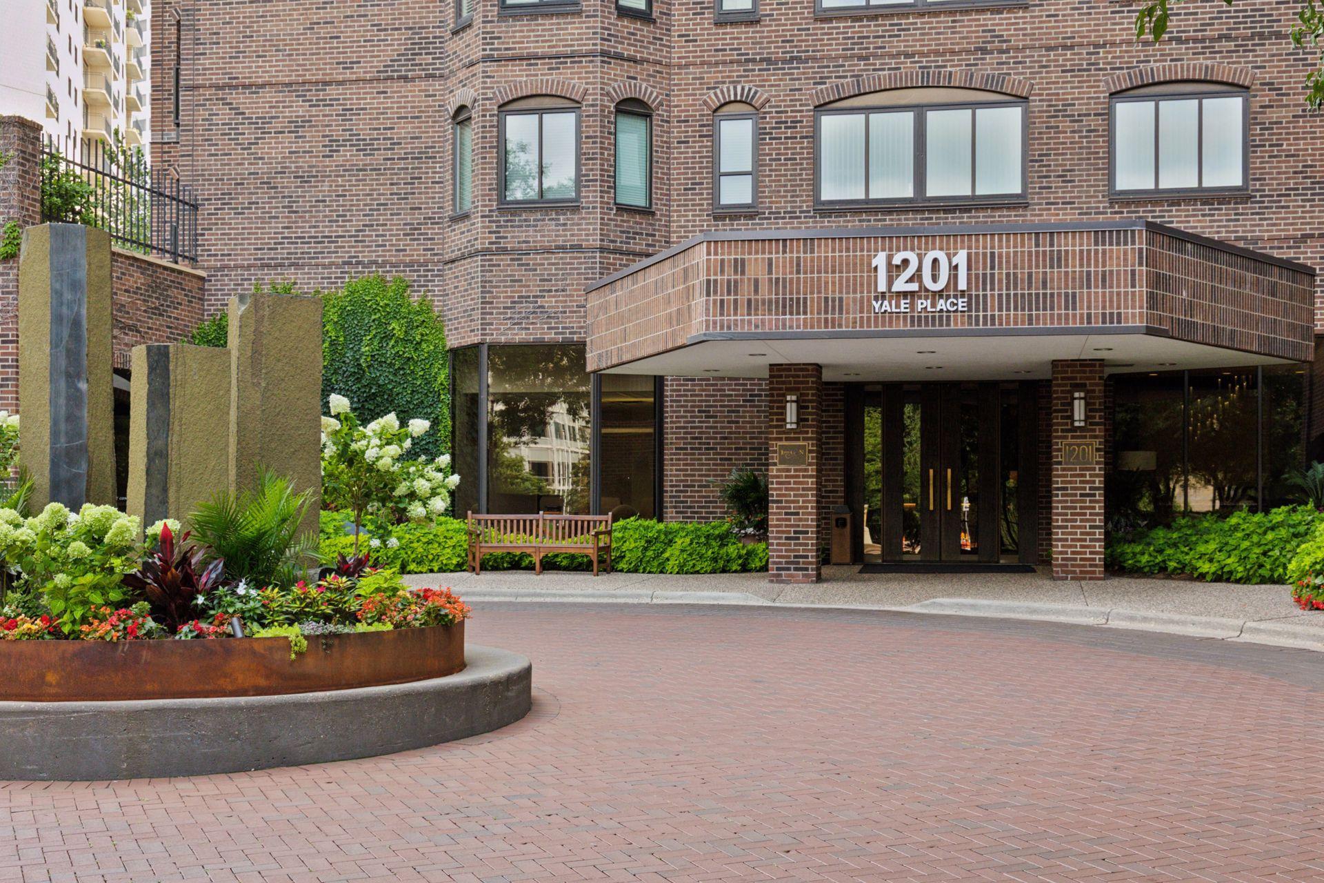 View of Residential at 1201 Yale Place #1110, Minneapolis MN 55403, Minneapolis (57 of 60) - Mike Wilen | Minnesota Team Real Estate