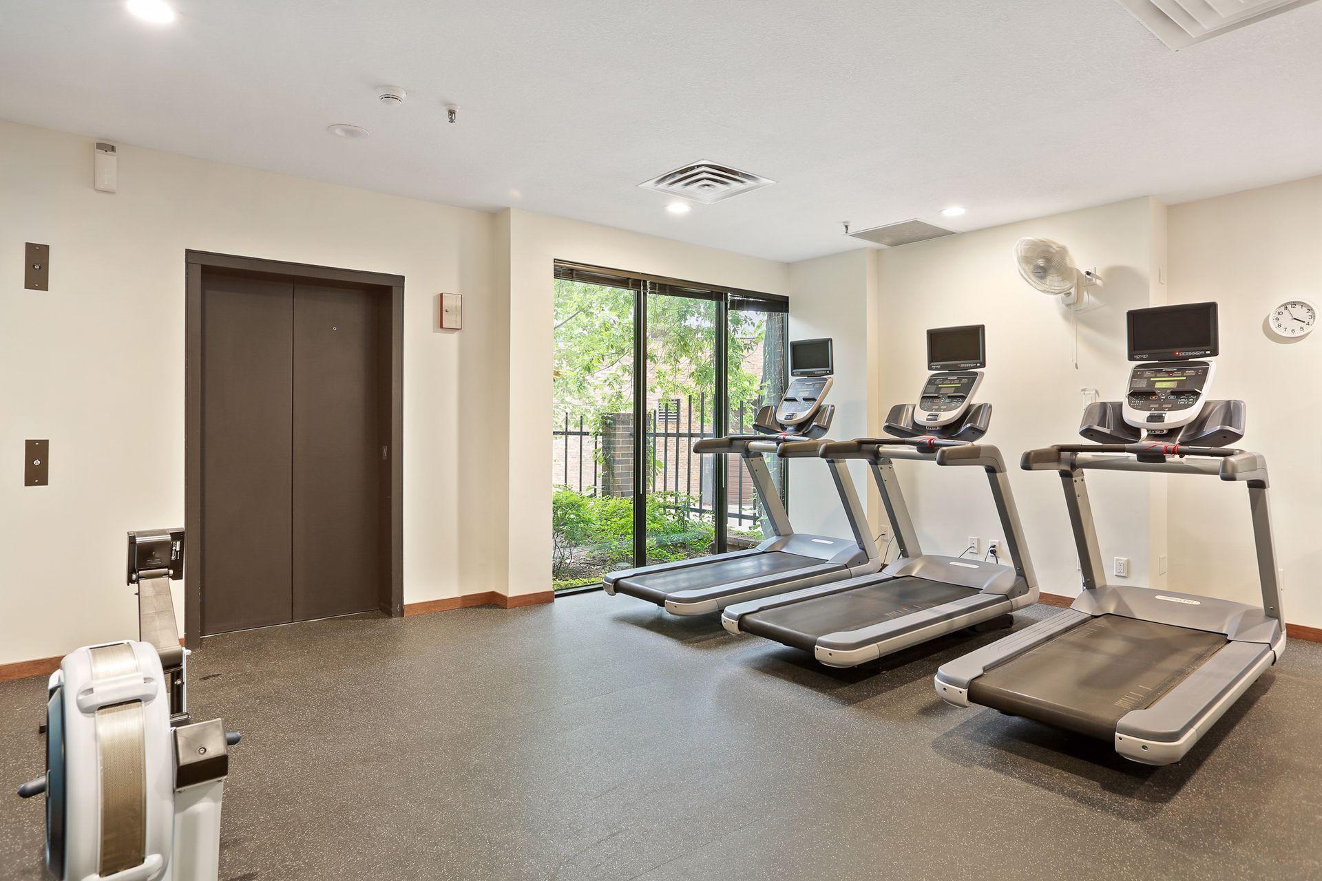 View of Residential at 1201 Yale Place #1110, Minneapolis MN 55403, Minneapolis (42 of 60) - Mike Wilen | Minnesota Team Real Estate