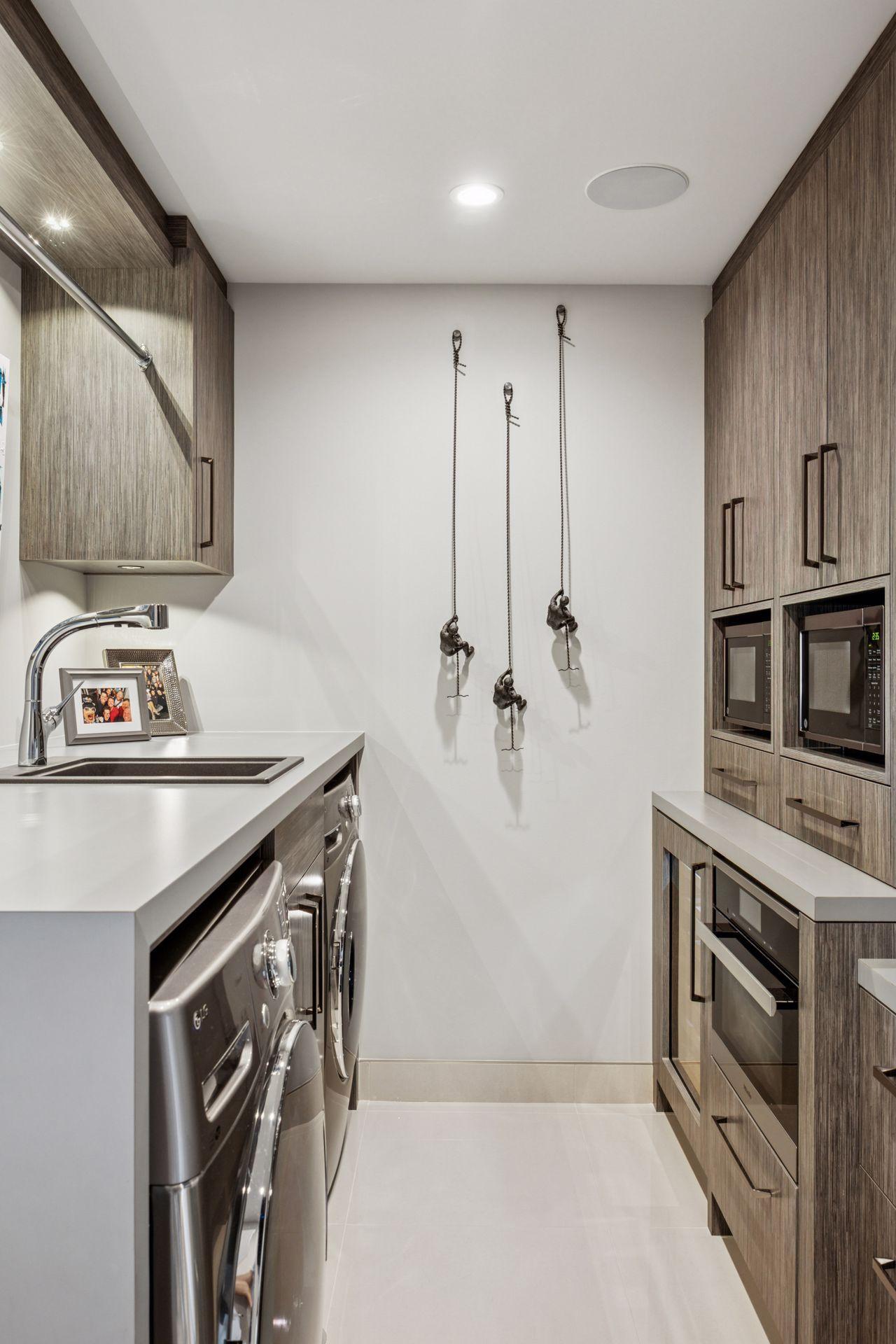 View of Residential at 1201 Yale Place #1110, Minneapolis MN 55403, Minneapolis (32 of 60) - Mike Wilen | Minnesota Team Real Estate