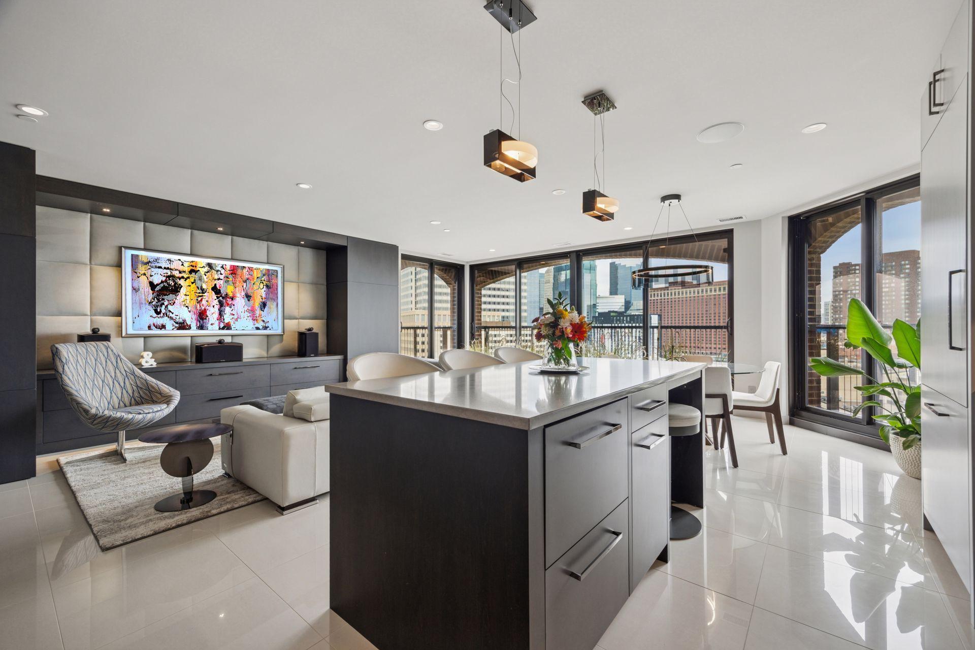 View of Residential at 1201 Yale Place #1110, Minneapolis MN 55403, Minneapolis (15 of 60) - Mike Wilen | Minnesota Team Real Estate