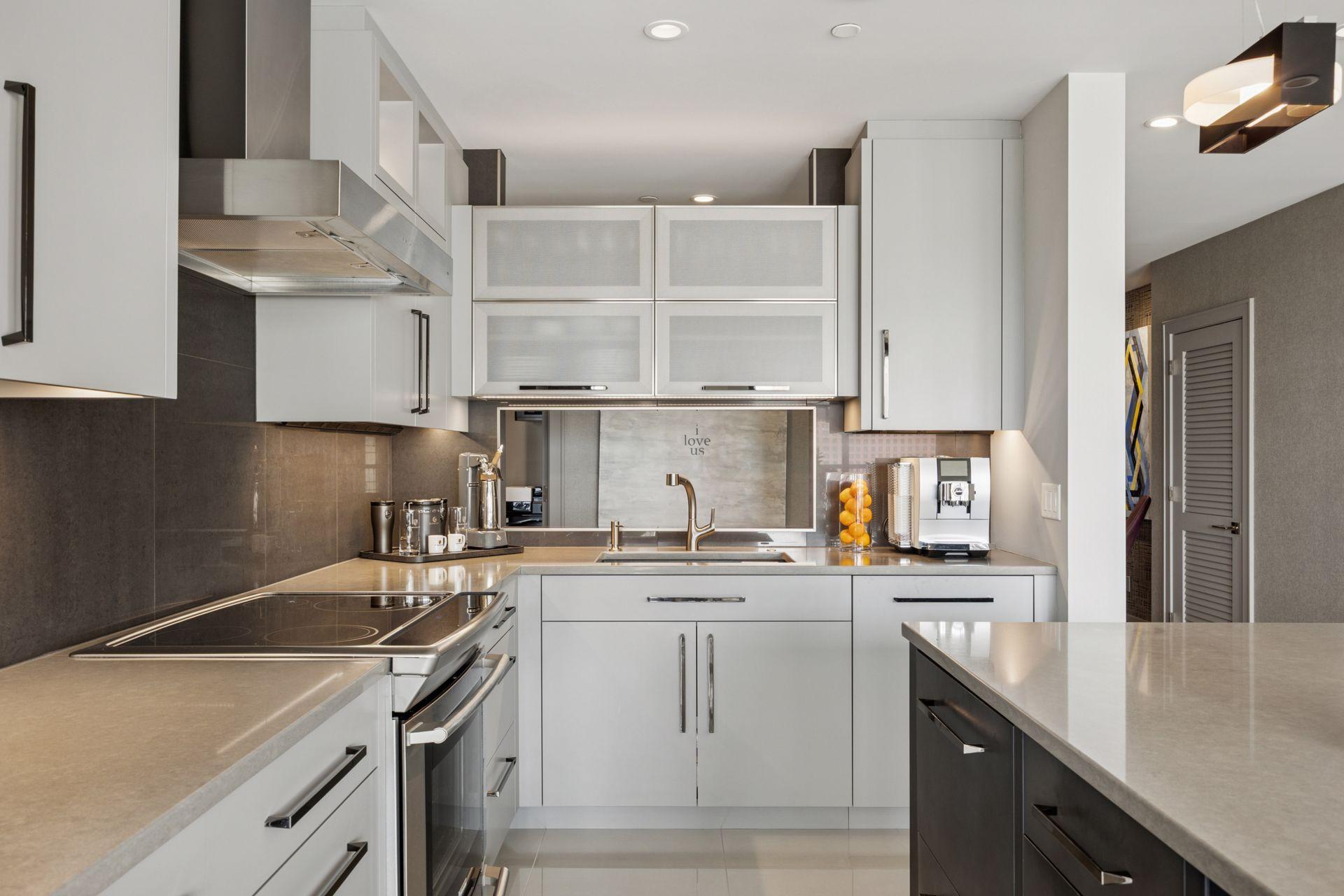 View of Residential at 1201 Yale Place #1110, Minneapolis MN 55403, Minneapolis (14 of 60) - Mike Wilen | Minnesota Team Real Estate