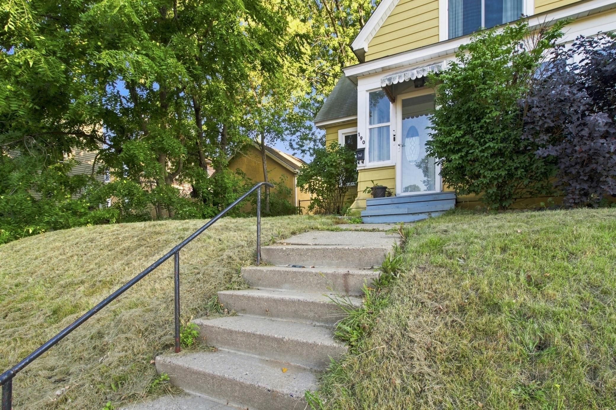 View of Residential at 190 Annapolis Street, West Saint Paul MN 55118, West Saint Paul (23 of 24) - Mike Wilen | Minnesota Team Real Estate