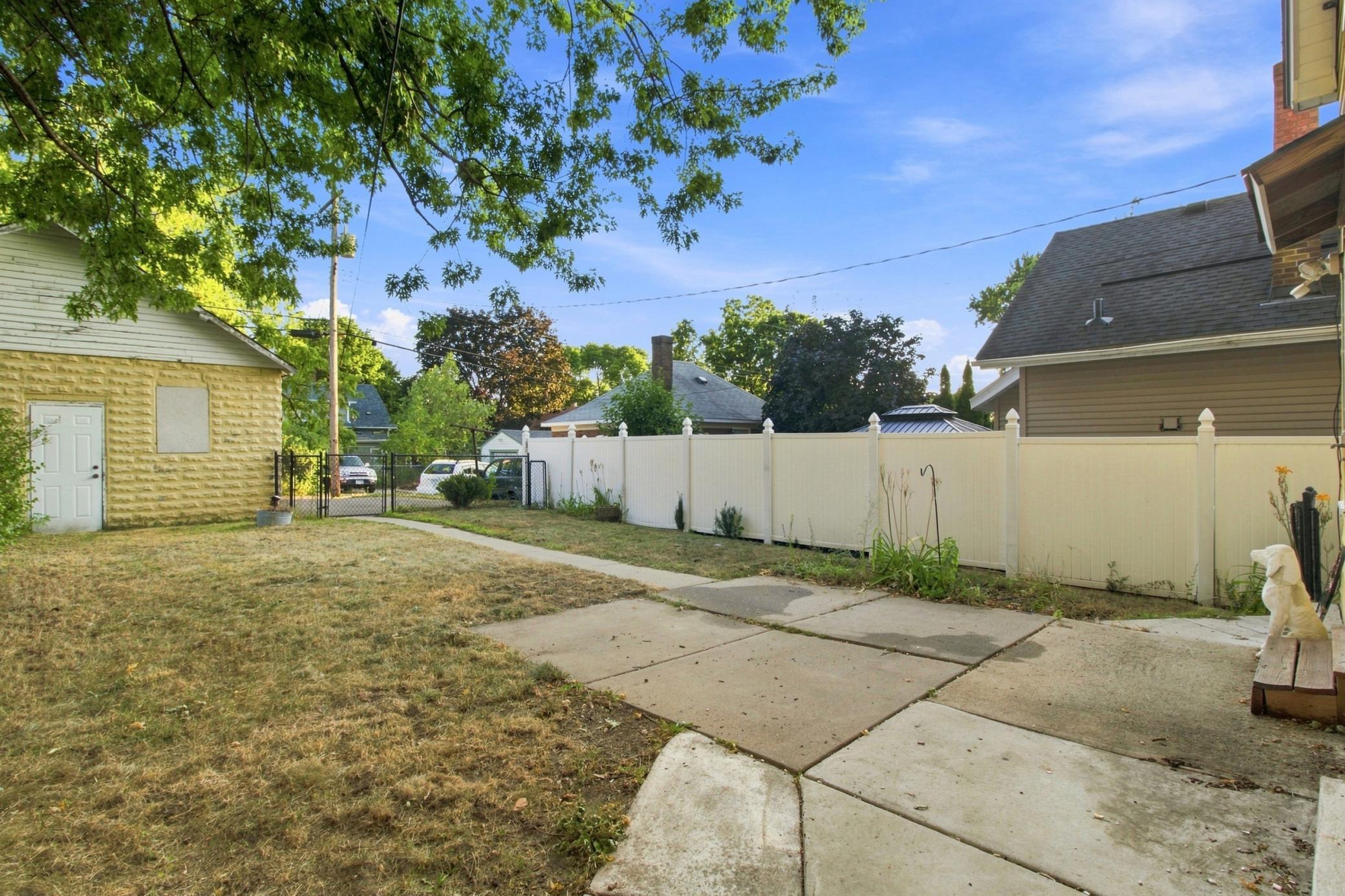 View of Residential at 190 Annapolis Street, West Saint Paul MN 55118, West Saint Paul (20 of 24) - Mike Wilen | Minnesota Team Real Estate