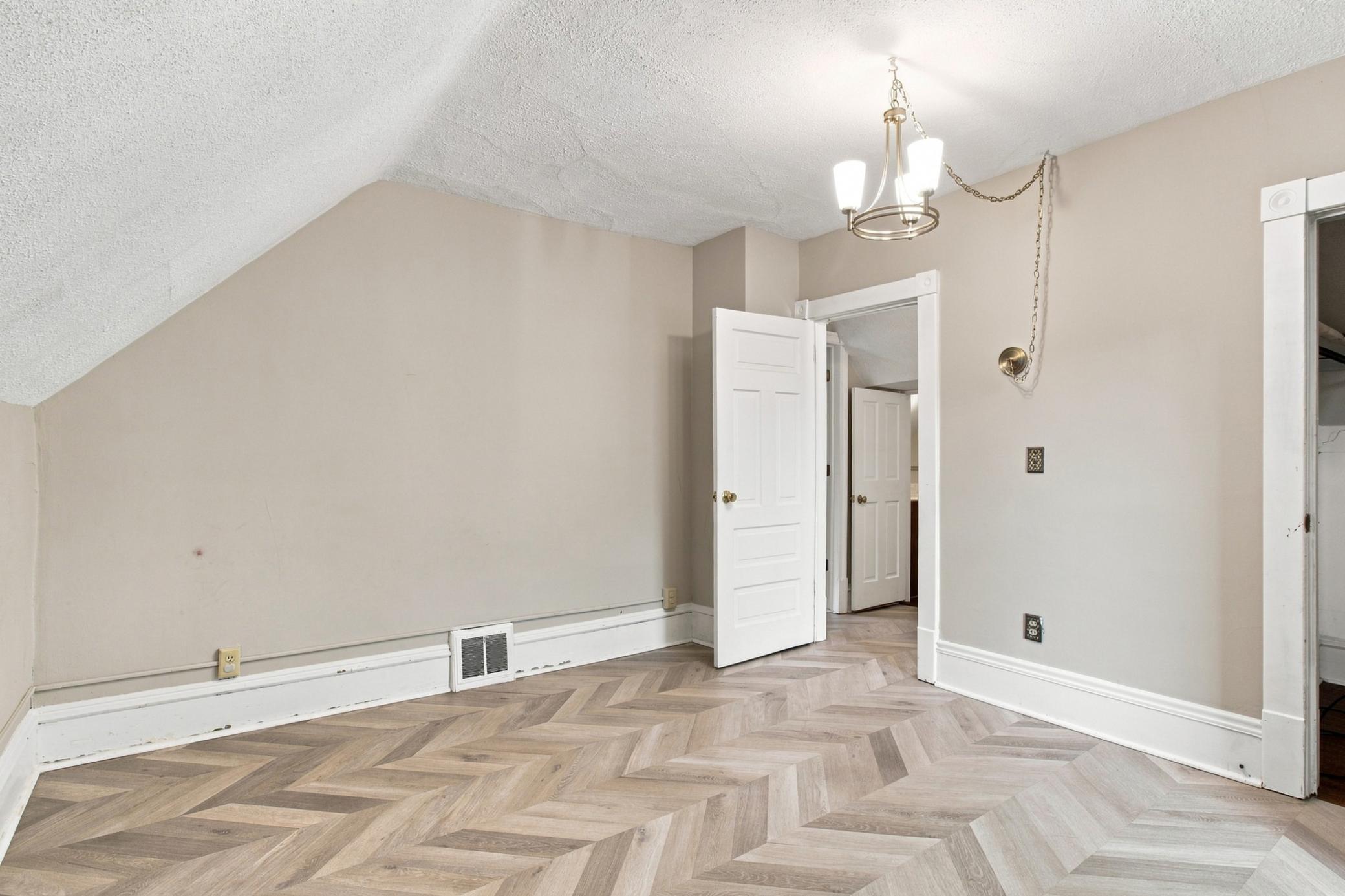 View of Residential at 190 Annapolis Street, West Saint Paul MN 55118, West Saint Paul (11 of 24) - Mike Wilen | Minnesota Team Real Estate