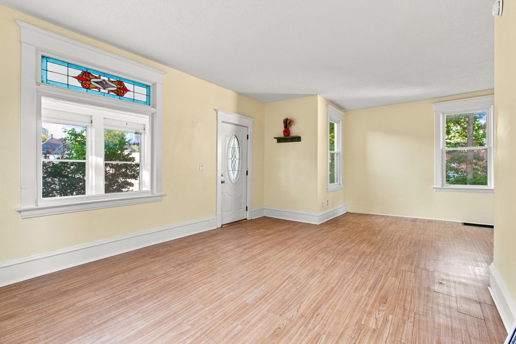 View of Residential at 190 Annapolis Street, West Saint Paul MN 55118, West Saint Paul (6 of 24) - Mike Wilen | Minnesota Team Real Estate