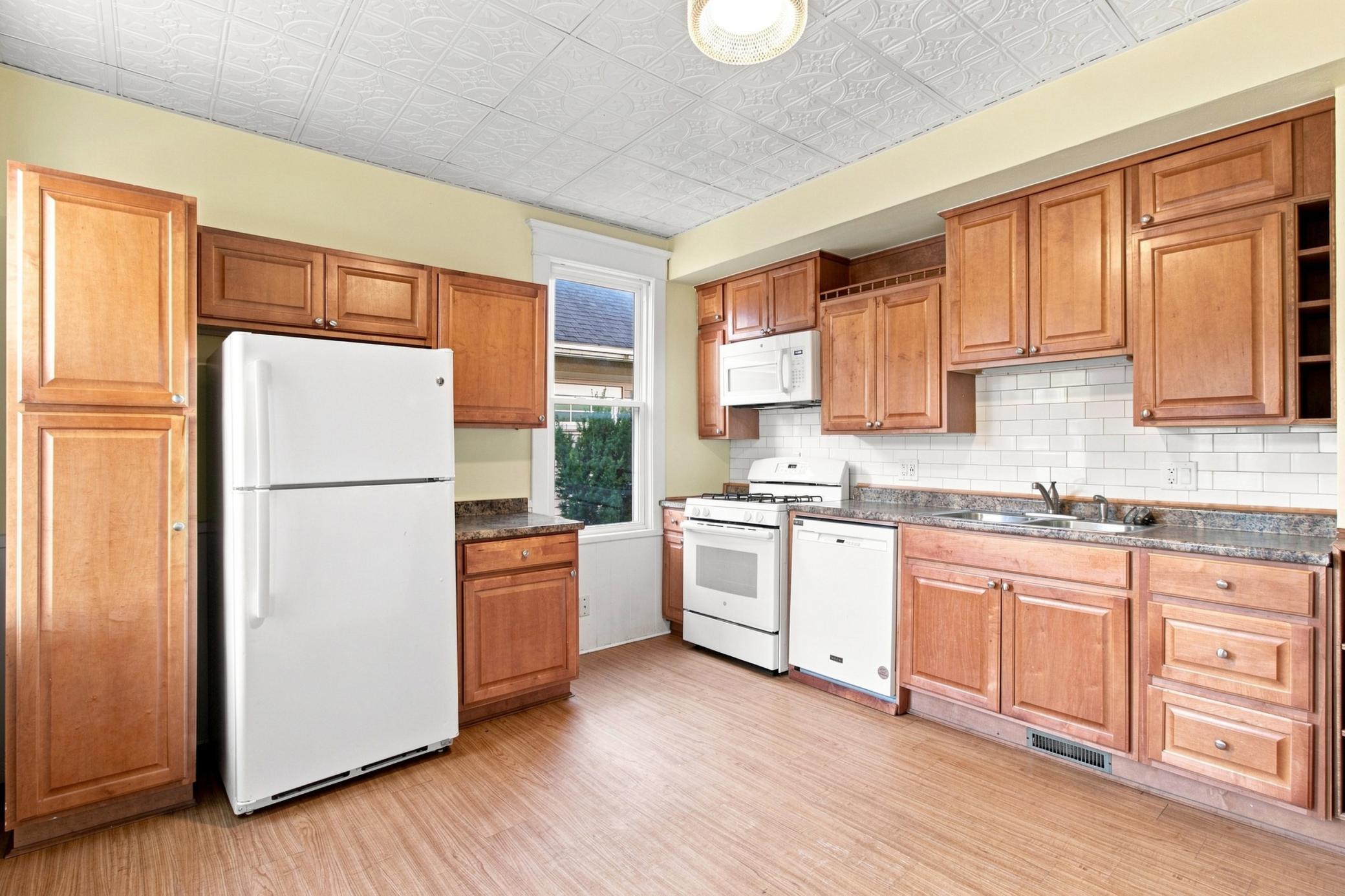 View of Residential at 190 Annapolis Street, West Saint Paul MN 55118, West Saint Paul (2 of 24) - Mike Wilen | Minnesota Team Real Estate