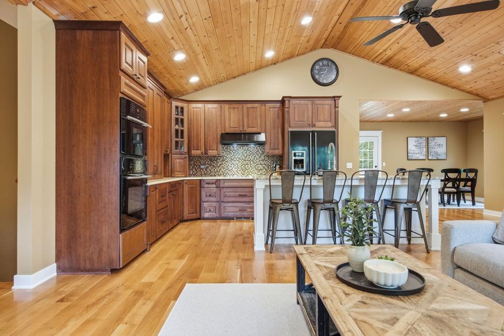 View of Residential at 13508 Sunset Trail, Plymouth MN 55441, Plymouth (7 of 46) - Mike Wilen | Minnesota Team Real Estate