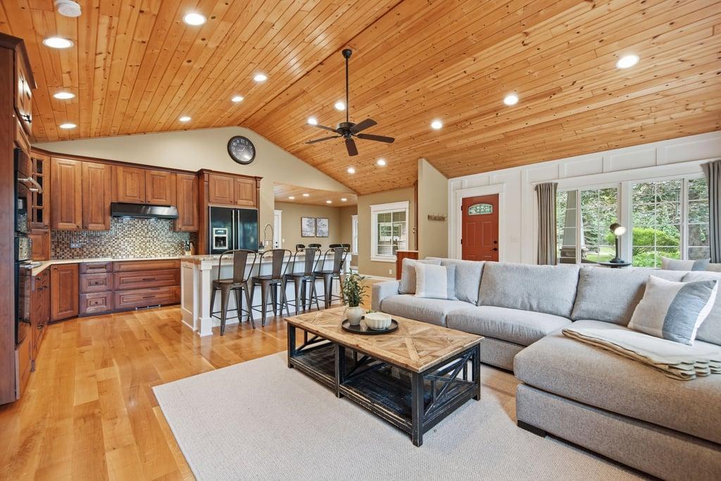 View of Residential at 13508 Sunset Trail, Plymouth MN 55441, Plymouth (11 of 46) - Mike Wilen | Minnesota Team Real Estate