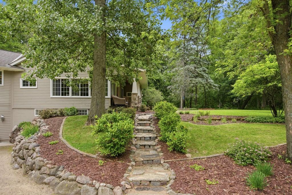 View of Residential at 13508 Sunset Trail, Plymouth MN 55441, Plymouth (36 of 46) - Mike Wilen | Minnesota Team Real Estate