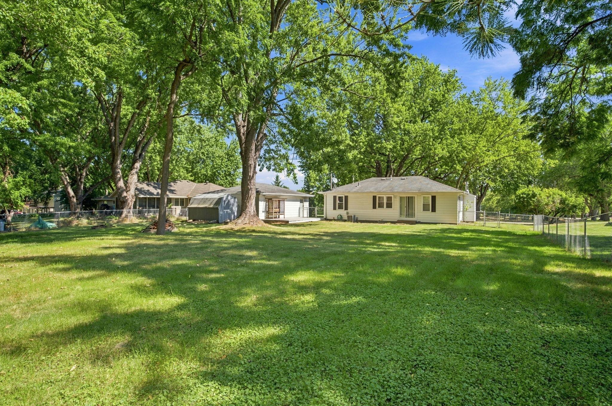 View of Residential at 125 Hackberry Hill, Orono MN 55356, Orono (35 of 37) - Mike Wilen | Minnesota Team Real Estate