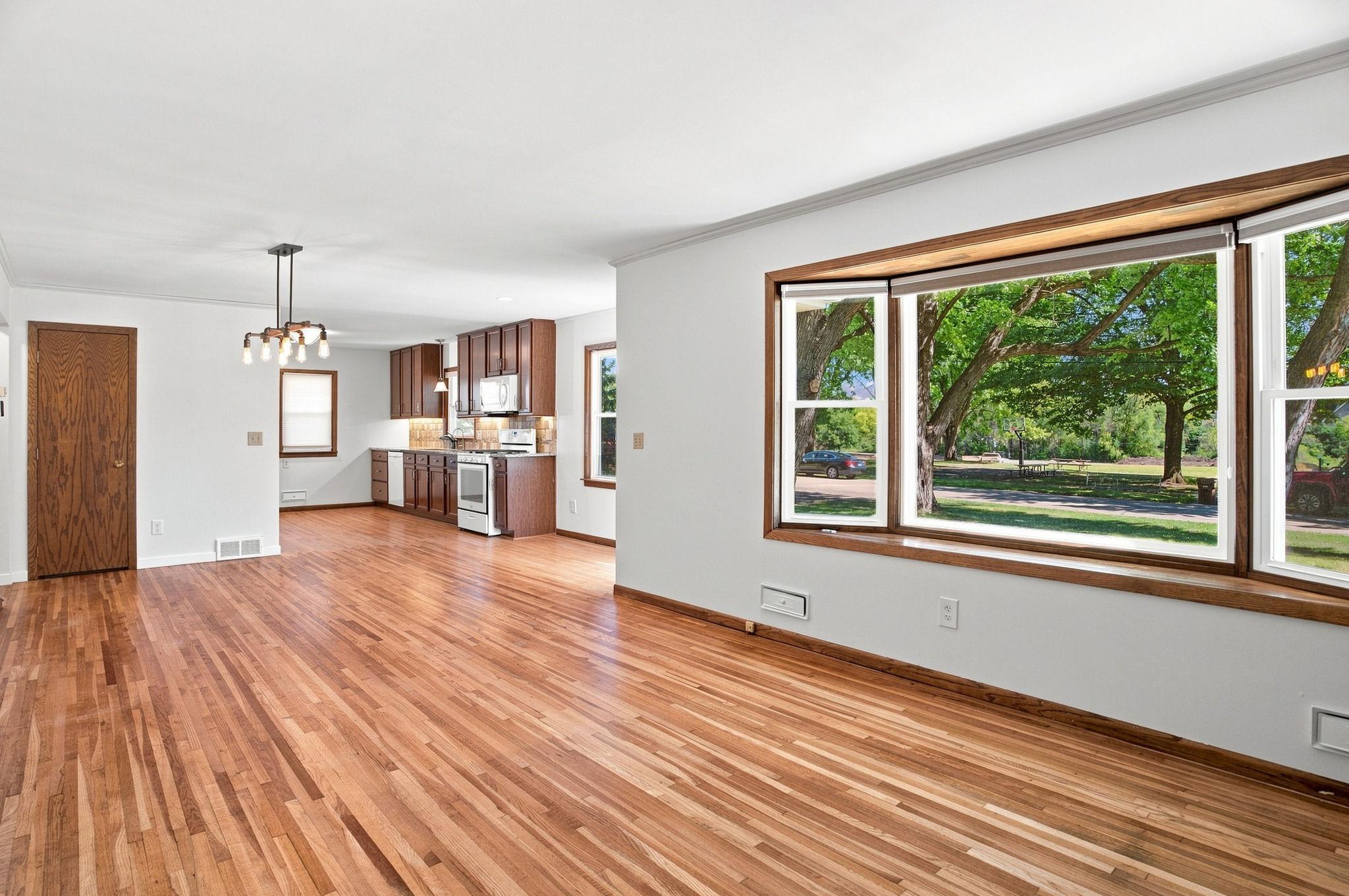View of Residential at 125 Hackberry Hill, Orono MN 55356, Orono (10 of 37) - Mike Wilen | Minnesota Team Real Estate