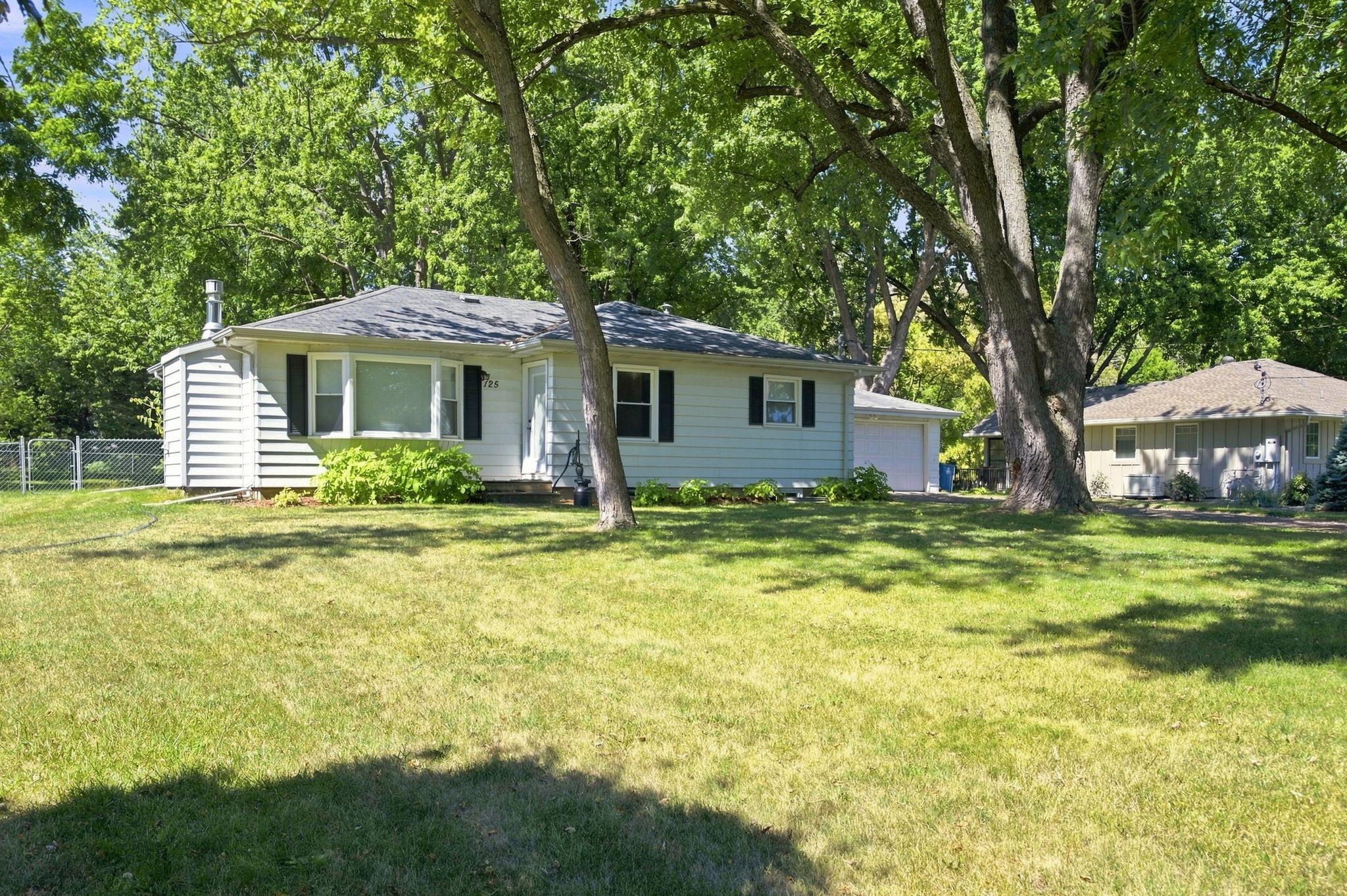 View of Residential at 125 Hackberry Hill, Orono MN 55356, Orono (3 of 37) - Mike Wilen | Minnesota Team Real Estate