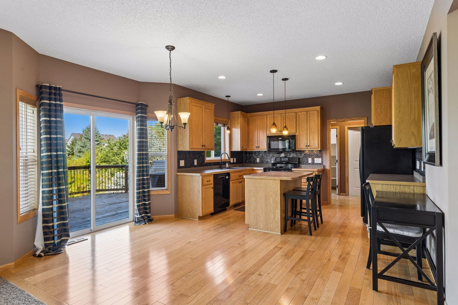 View of Residential at 2832 Liberty Trail, Woodbury MN 55129, Woodbury (13 of 40) - Mike Wilen | Minnesota Team Real Estate