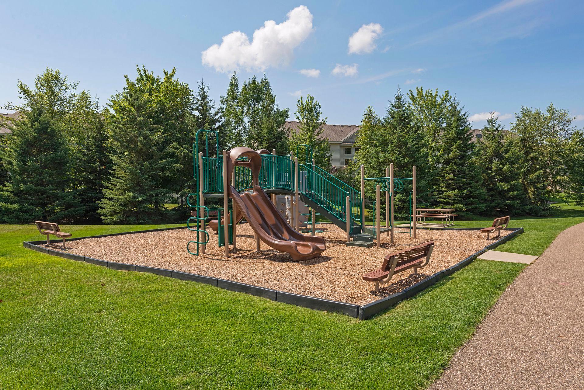 View of Residential at 2832 Liberty Trail, Woodbury MN 55129, Woodbury (37 of 40) - Mike Wilen | Minnesota Team Real Estate