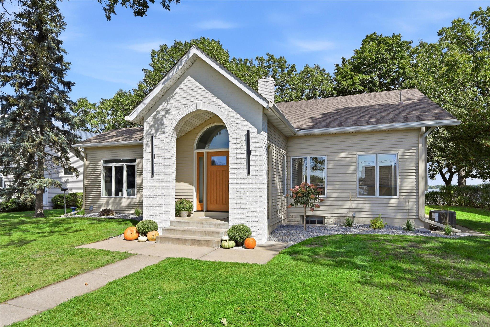 View of Residential at 7 Shore Drive, Forest Lake MN 55025, Forest Lake (9 of 98) - Mike Wilen | Minnesota Team Real Estate
