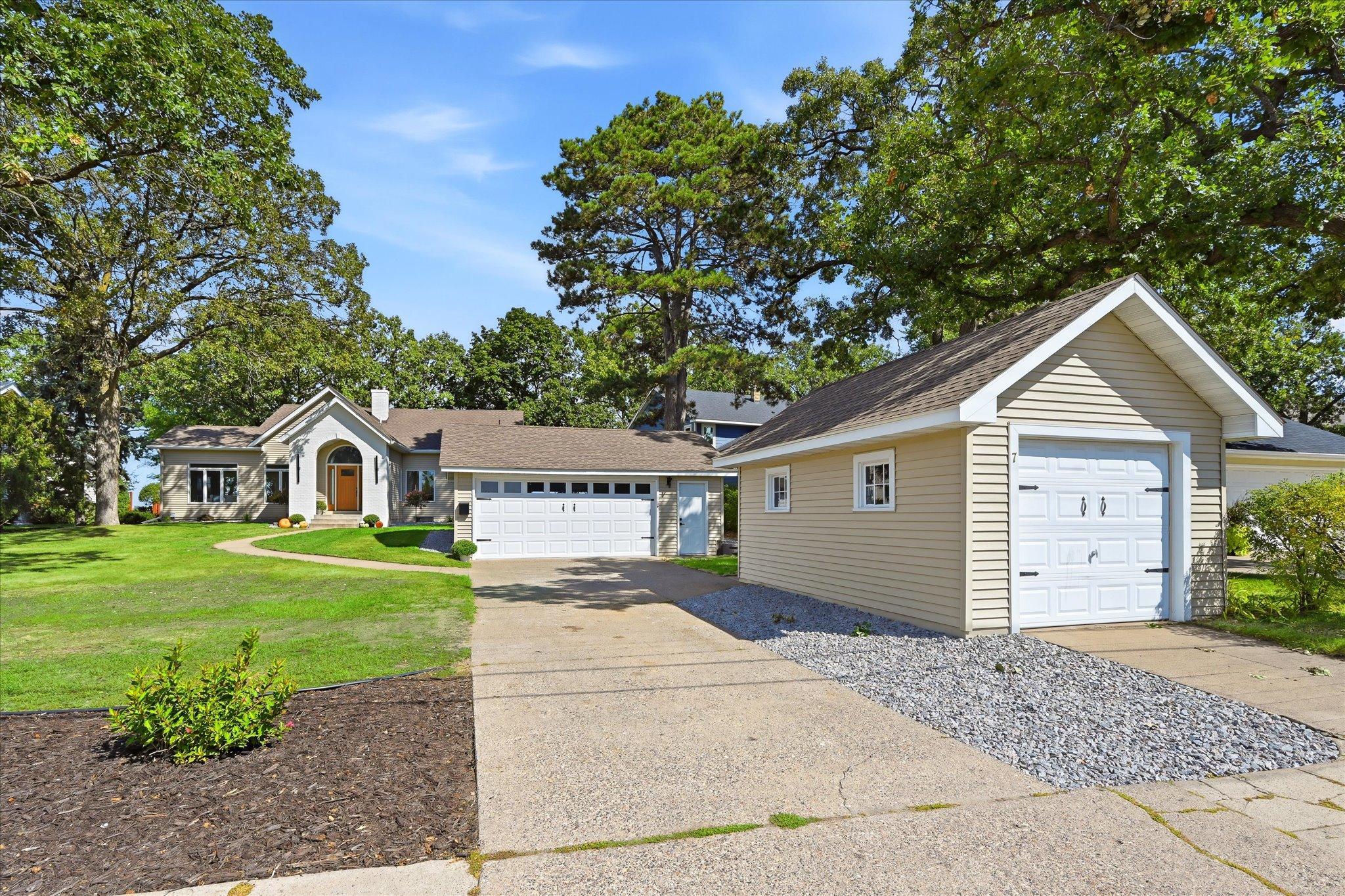View of Residential at 7 Shore Drive, Forest Lake MN 55025, Forest Lake (91 of 98) - Mike Wilen | Minnesota Team Real Estate