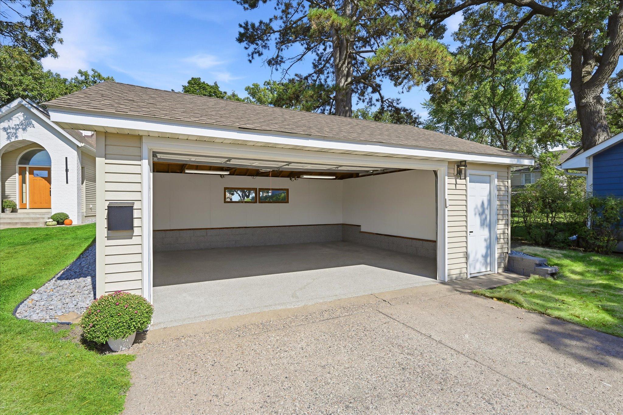 View of Residential at 7 Shore Drive, Forest Lake MN 55025, Forest Lake (78 of 98) - Mike Wilen | Minnesota Team Real Estate