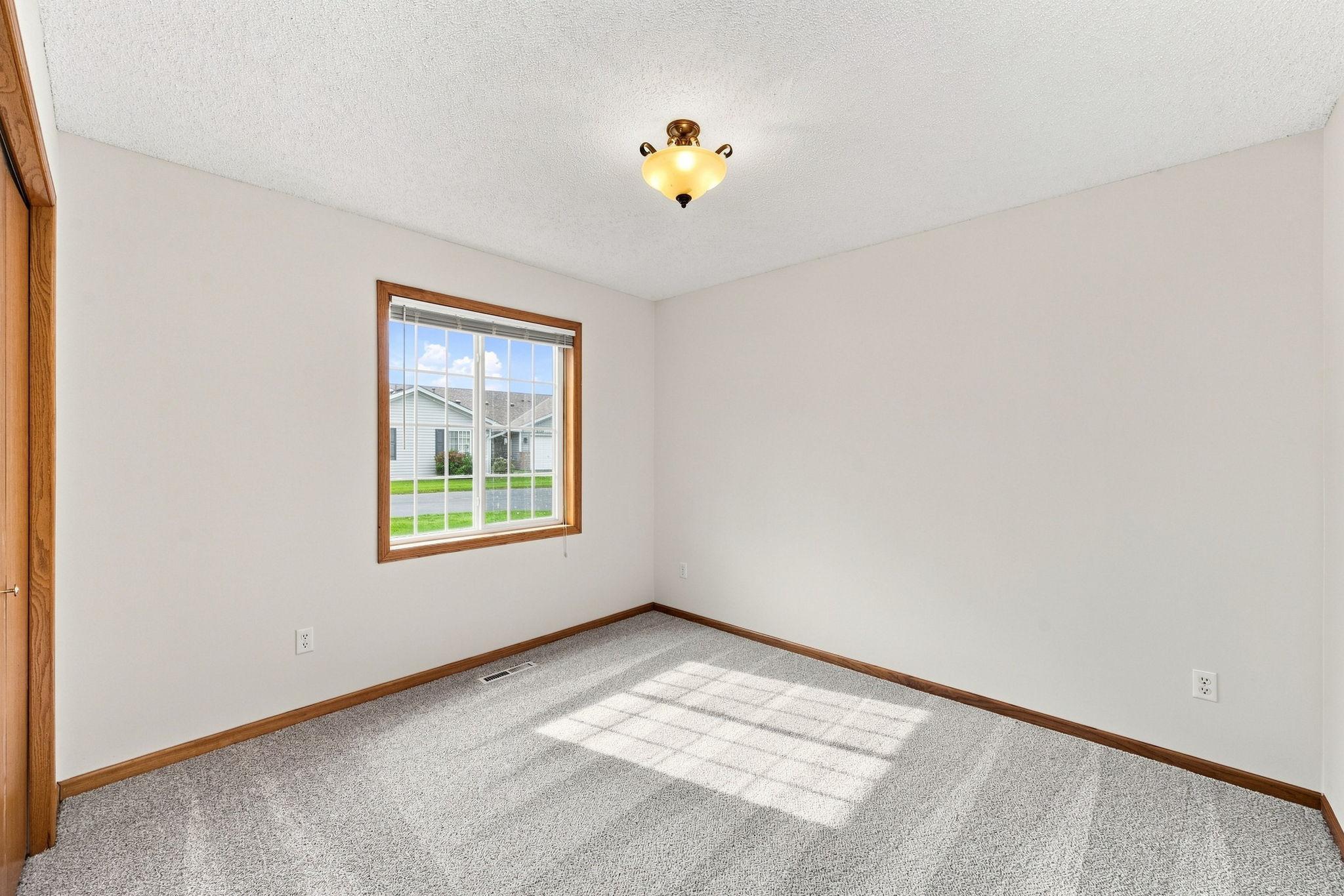 View of Residential at 8521 Telford Lane, Brooklyn Park MN 55443, Brooklyn Park (19 of 29) - Mike Wilen | Minnesota Team Real Estate