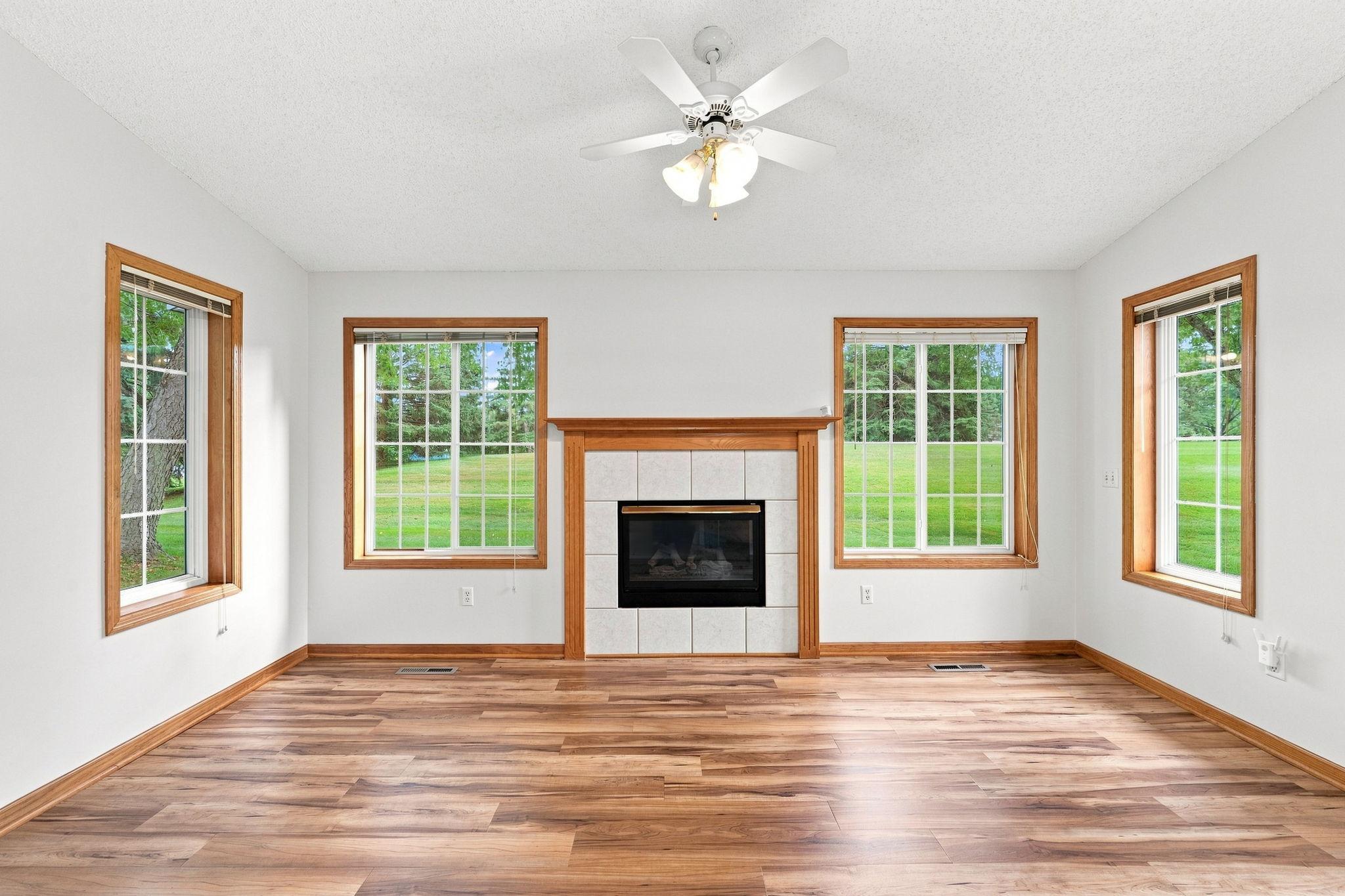 View of Residential at 8521 Telford Lane, Brooklyn Park MN 55443, Brooklyn Park (13 of 29) - Mike Wilen | Minnesota Team Real Estate