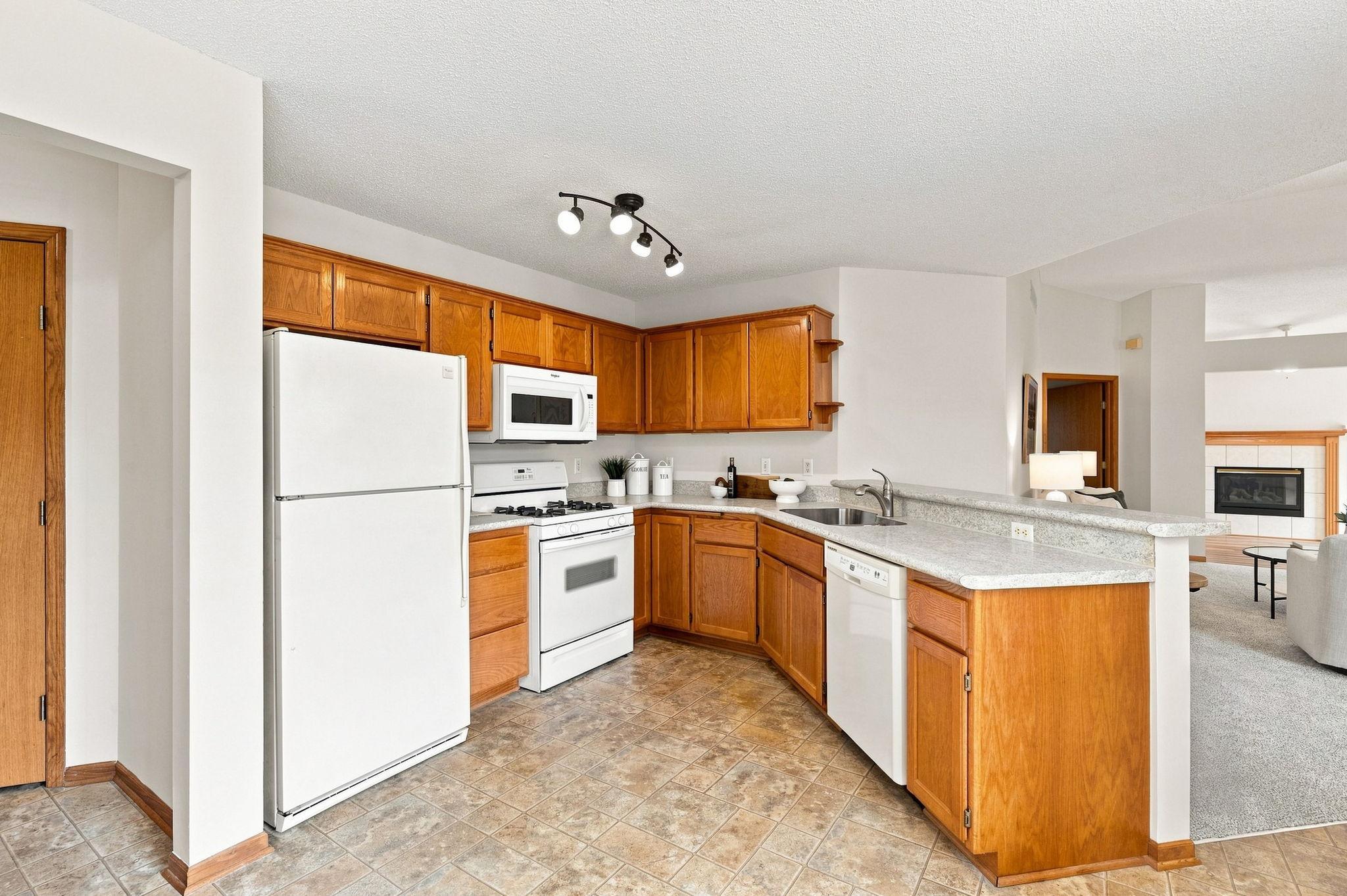 View of Residential at 8521 Telford Lane, Brooklyn Park MN 55443, Brooklyn Park (3 of 29) - Mike Wilen | Minnesota Team Real Estate