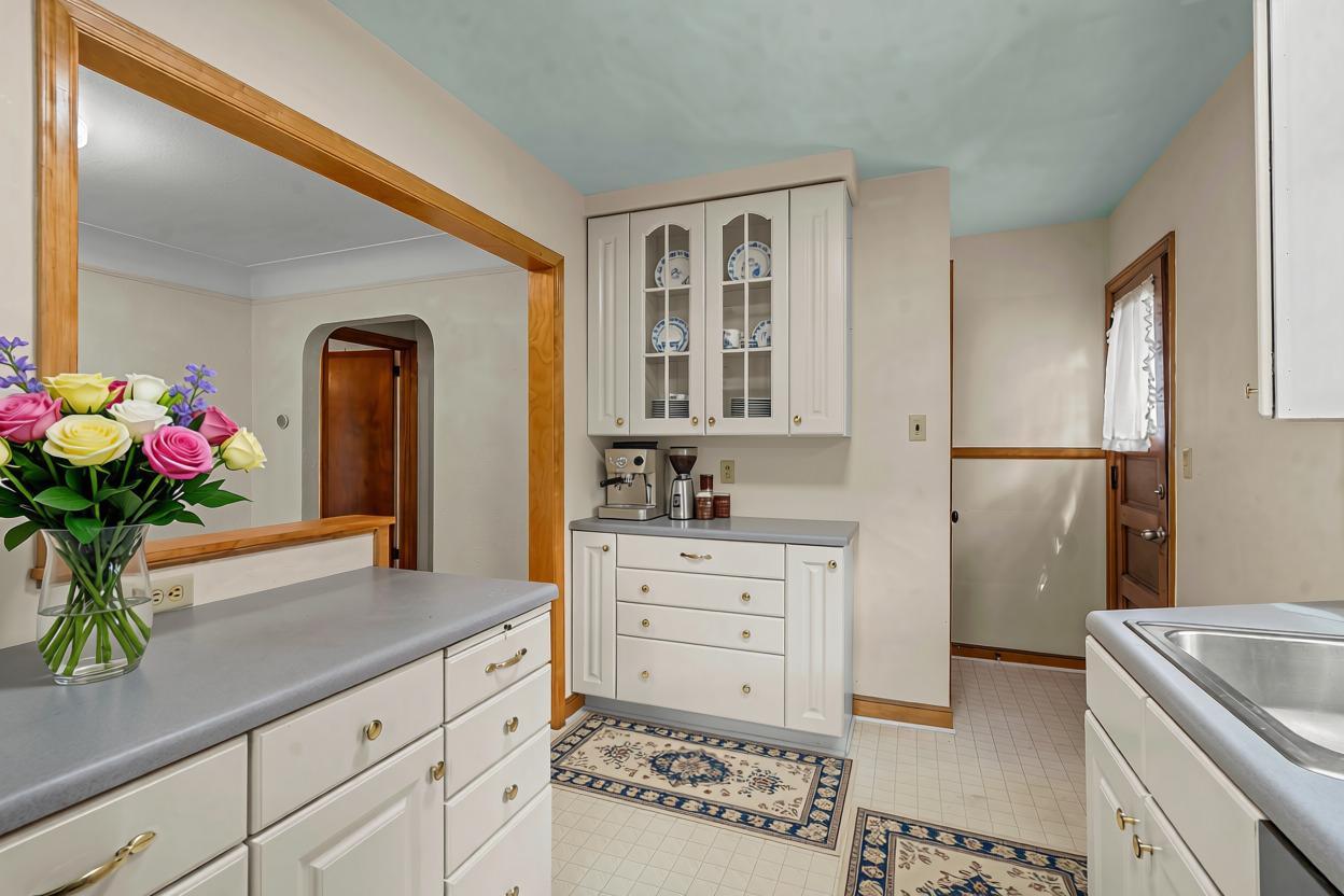 View of Residential at 5750 Pleasant Avenue, Minneapolis MN 55419, Minneapolis (12 of 52) - Mike Wilen | Minnesota Team Real Estate