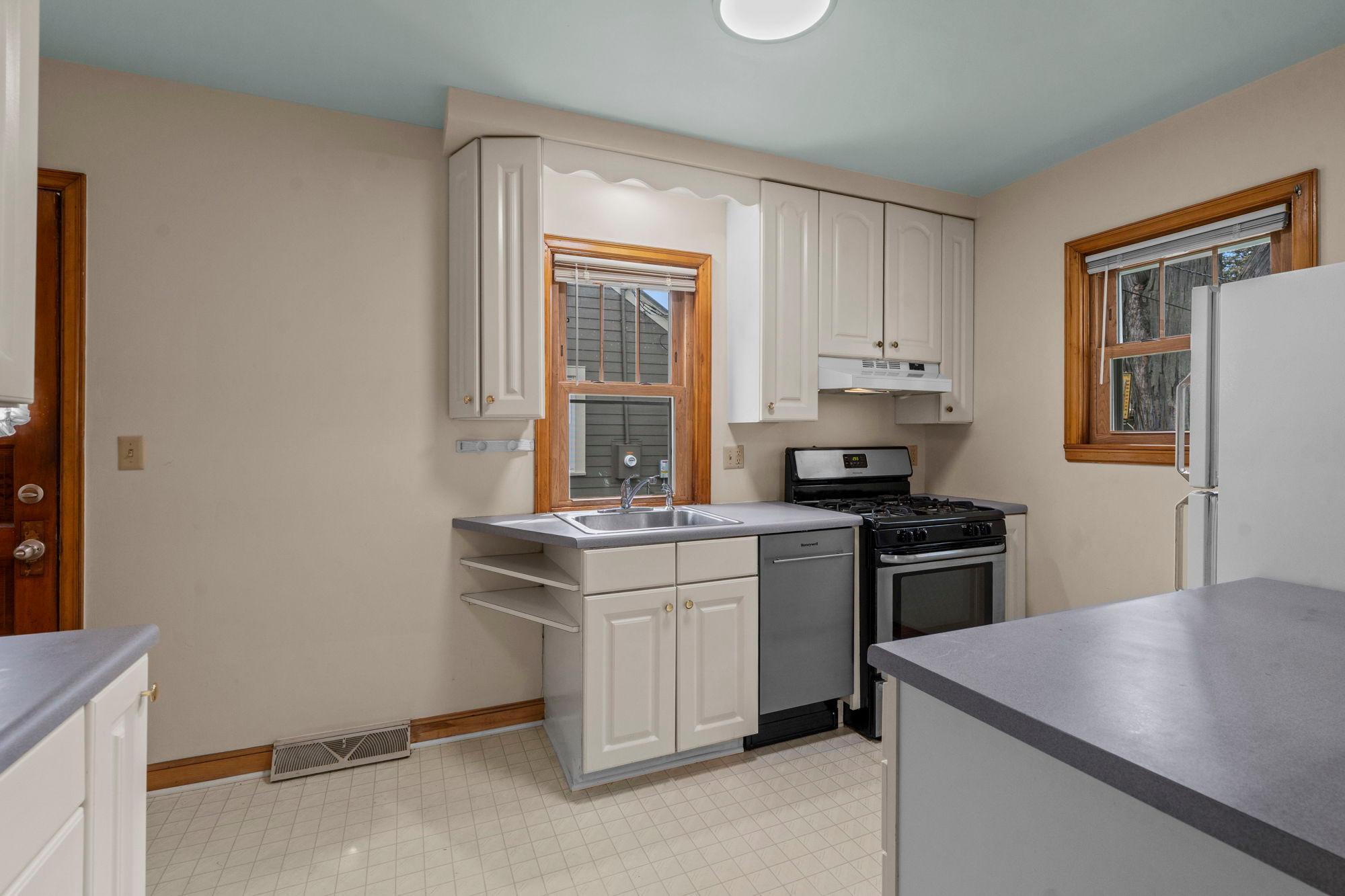 View of Residential at 5750 Pleasant Avenue, Minneapolis MN 55419, Minneapolis (13 of 52) - Mike Wilen | Minnesota Team Real Estate