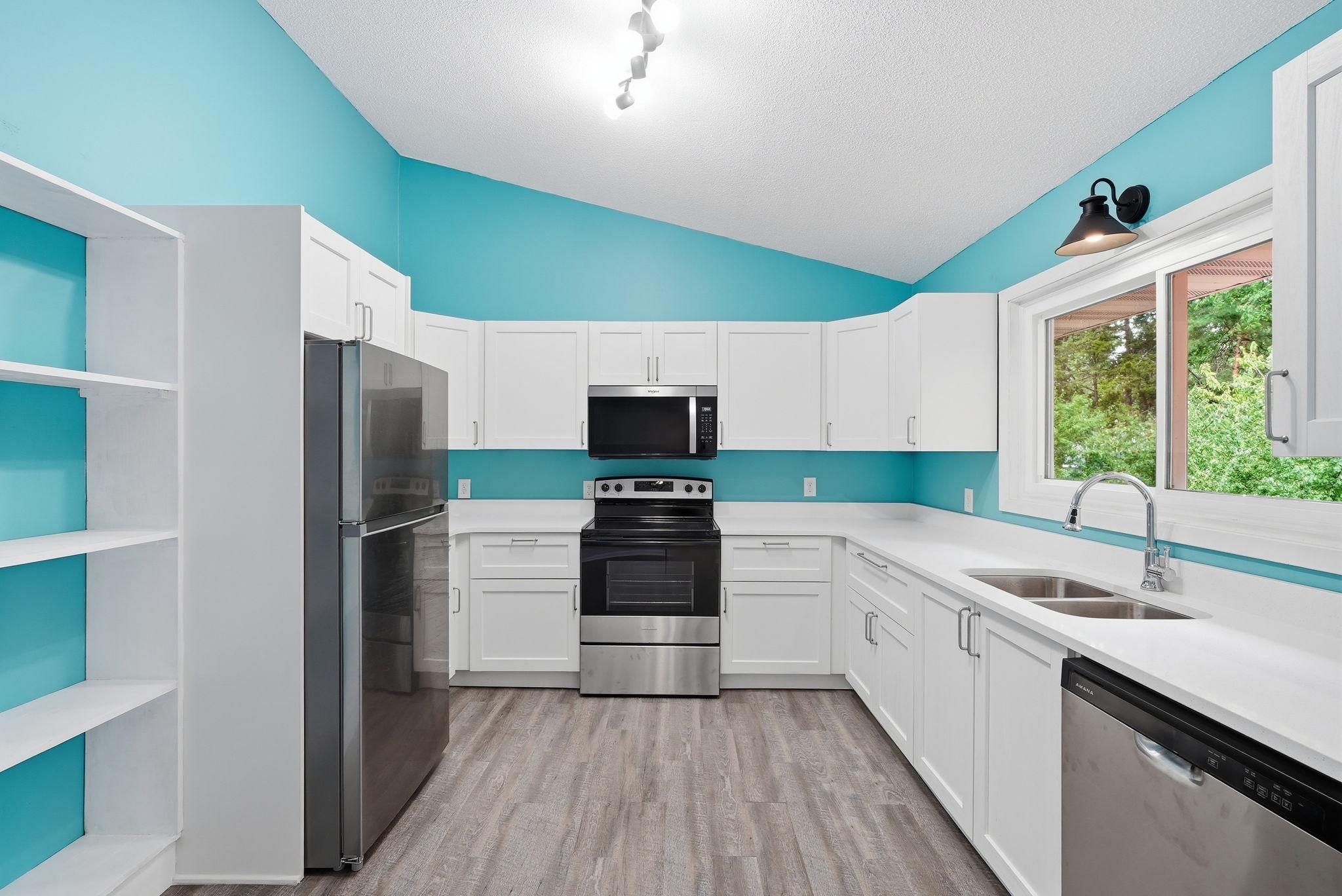 View of Residential at 2112 69th Avenue, Brooklyn Center MN 55430, Brooklyn Center (9 of 33) - Mike Wilen | Minnesota Team Real Estate