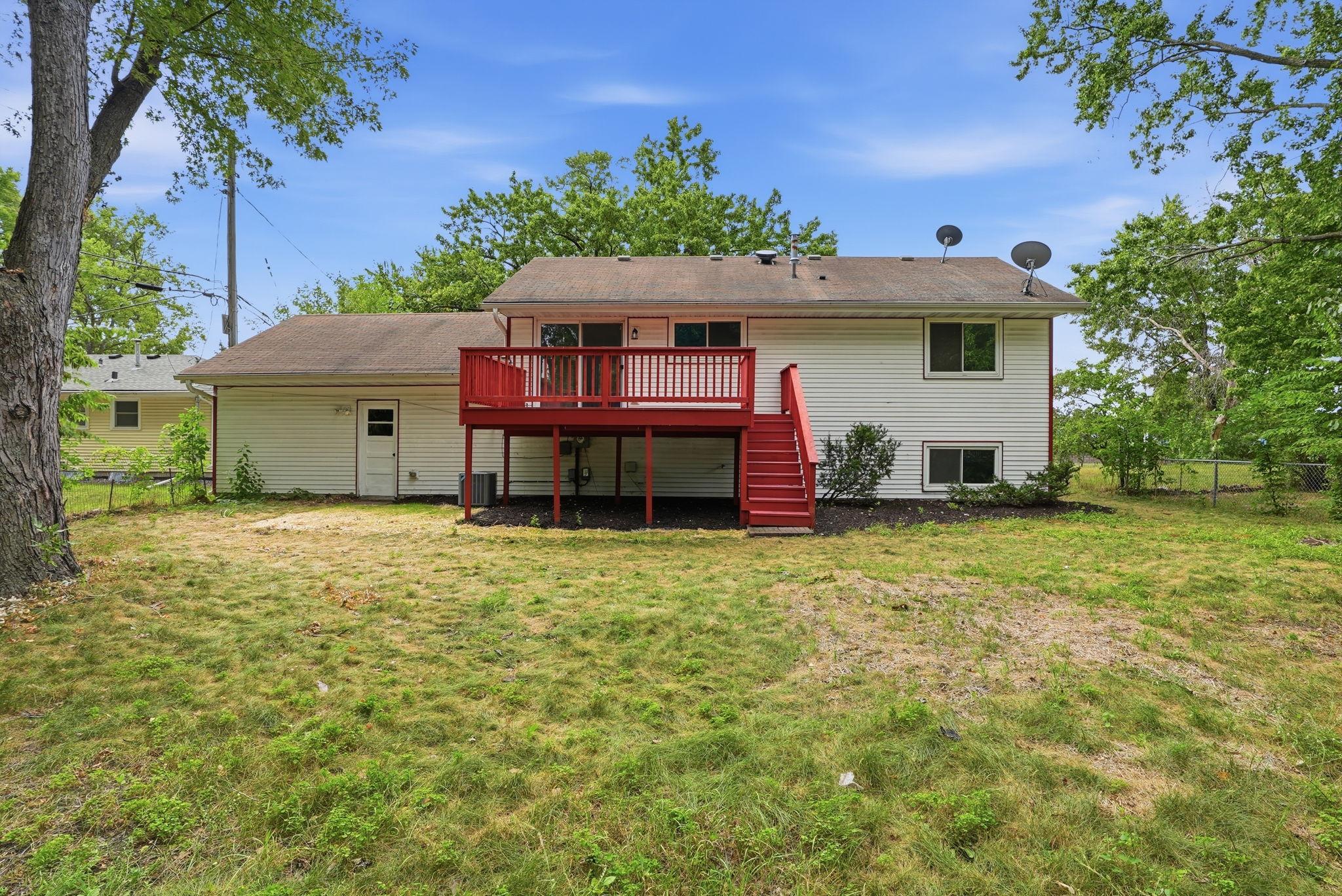 View of Residential at 2112 69th Avenue, Brooklyn Center MN 55430, Brooklyn Center (31 of 33) - Mike Wilen | Minnesota Team Real Estate