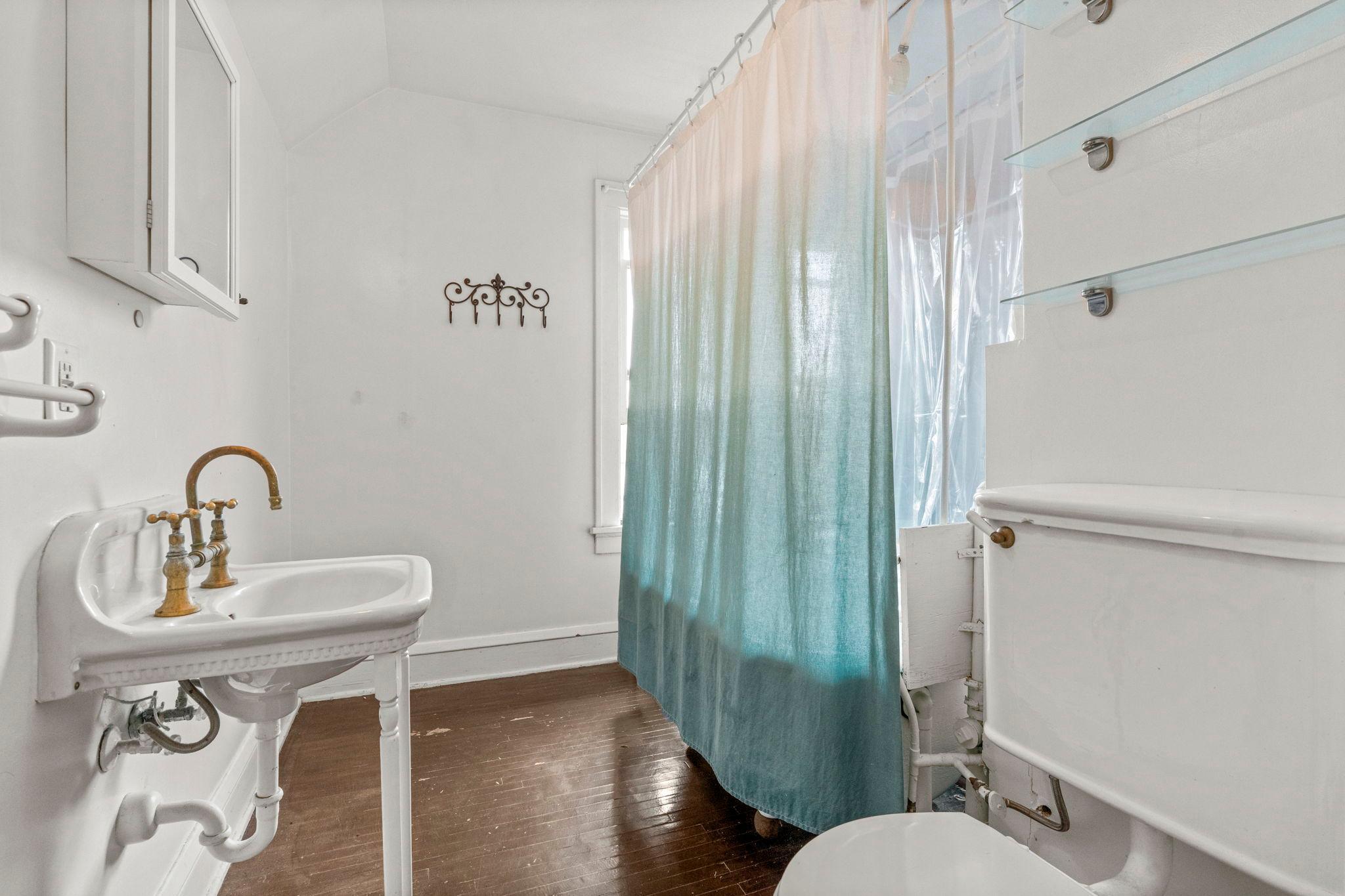 View of Residential at 3209 Columbus Avenue, Minneapolis MN 55407, Minneapolis (42 of 62) - Mike Wilen | Minnesota Team Real Estate