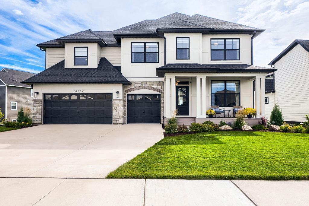 View of Single Family at 10238 Shadyview Lane, Maple Grove - Mike Wilen | Minnesota Team Real Estate