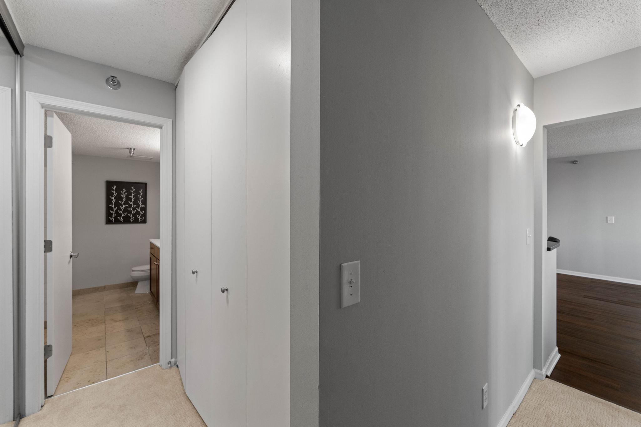View of Residential at 401 1st Street #623, Minneapolis MN 55401, Minneapolis (28 of 57) - Mike Wilen | Minnesota Team Real Estate