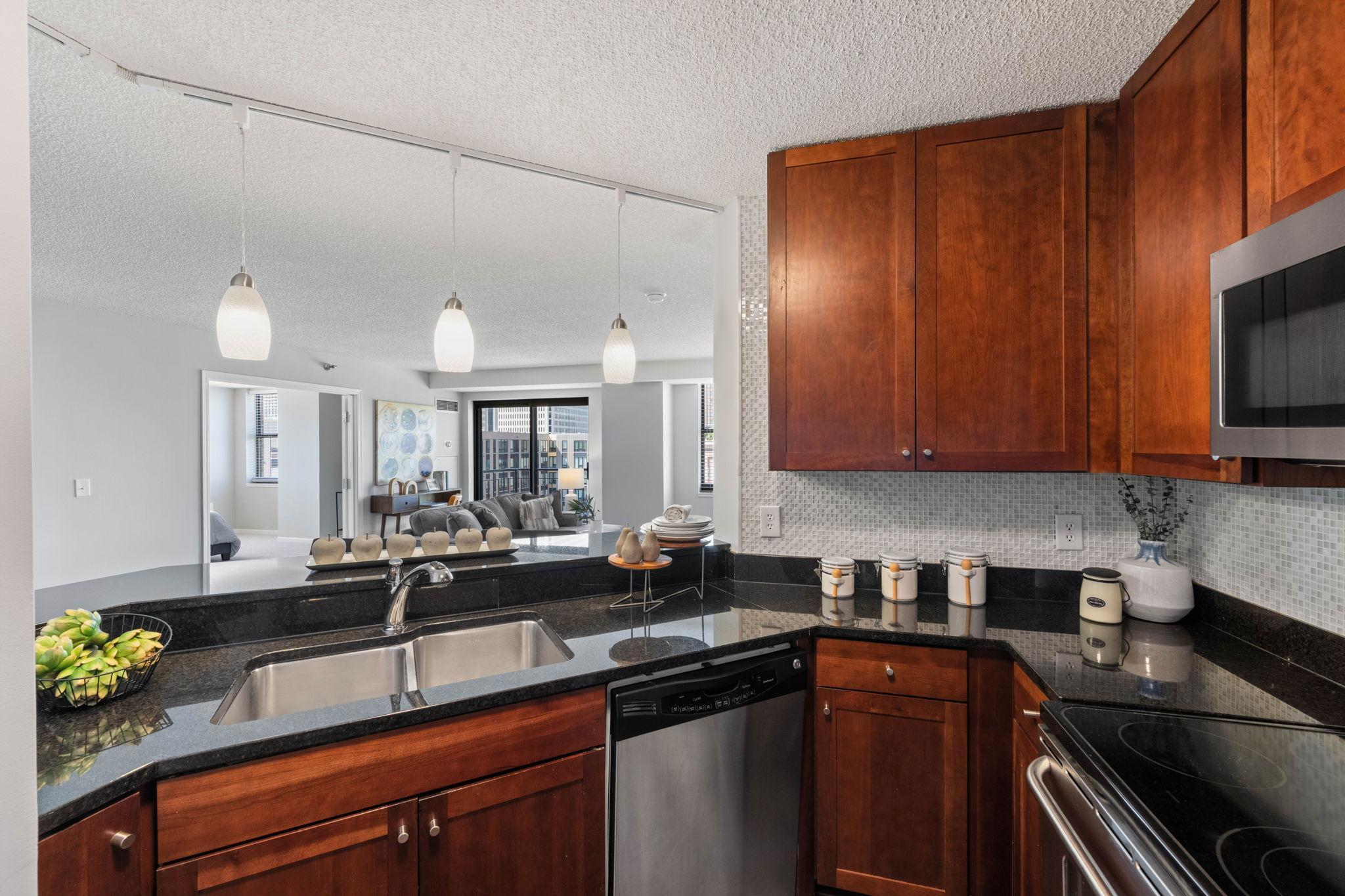 View of Residential at 401 1st Street #623, Minneapolis MN 55401, Minneapolis (7 of 57) - Mike Wilen | Minnesota Team Real Estate