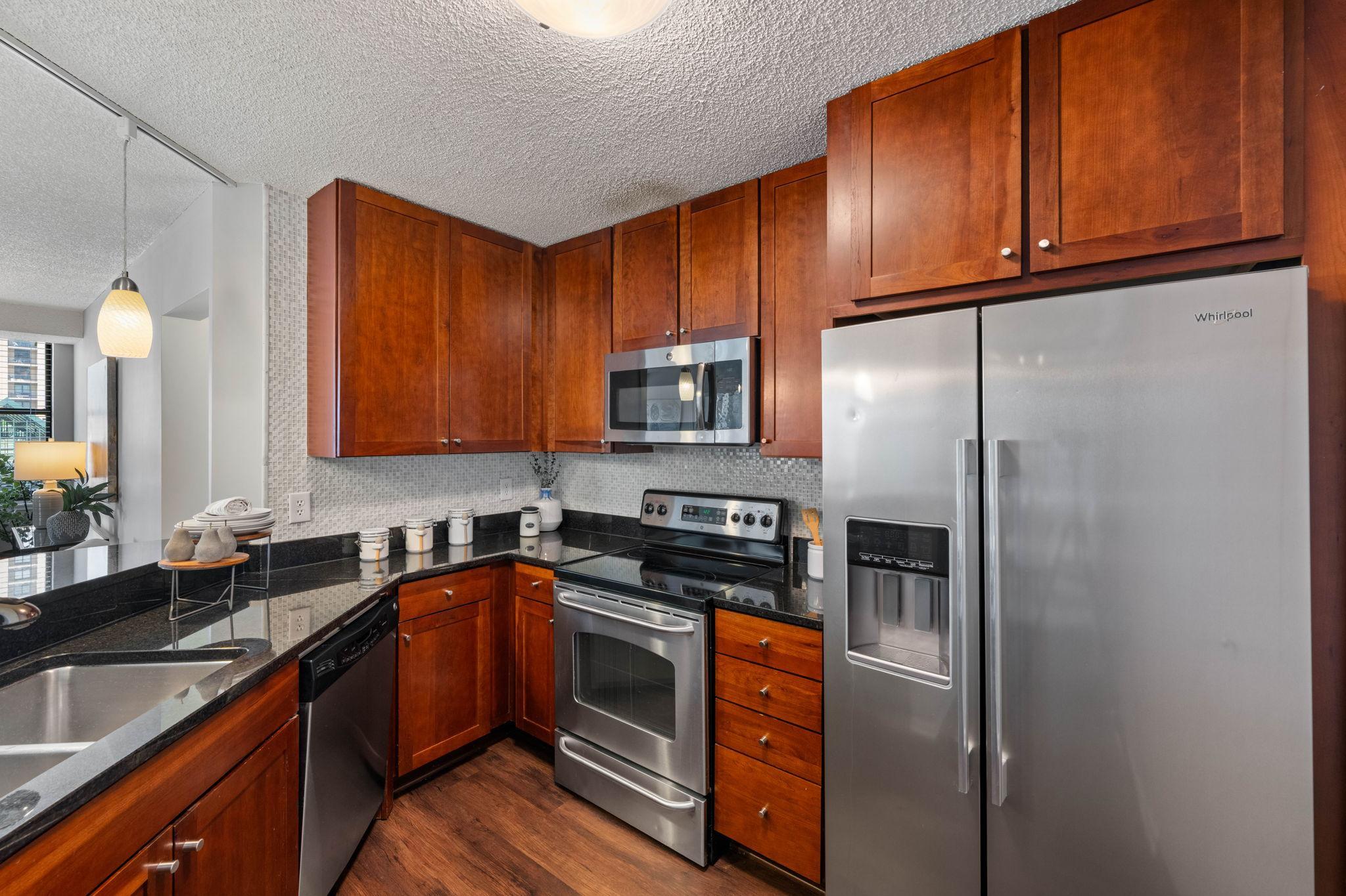 View of Residential at 401 1st Street #623, Minneapolis MN 55401, Minneapolis (6 of 57) - Mike Wilen | Minnesota Team Real Estate